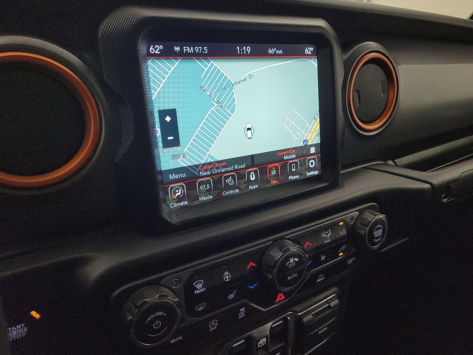 Thumbnail: 2021 Jeep Gladiator - 14