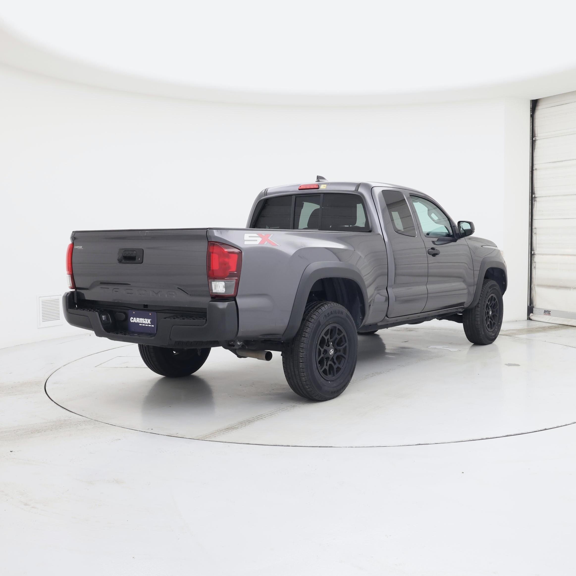 Thumbnail: 2022 Toyota Tacoma - 8