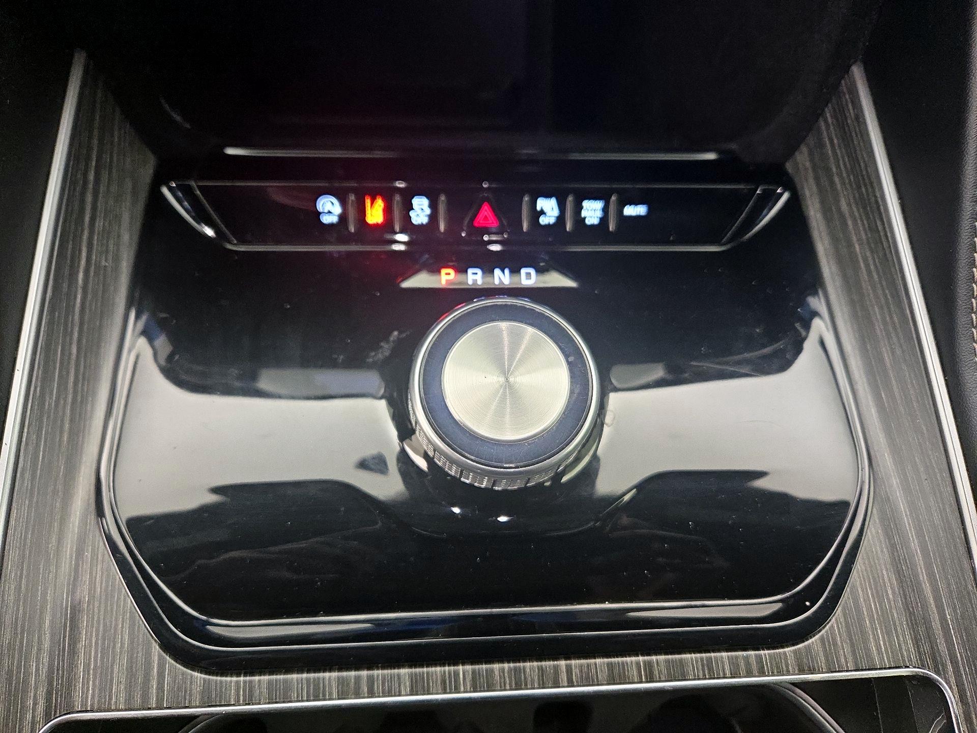 Thumbnail: 2024 Jeep Wagoneer - 18