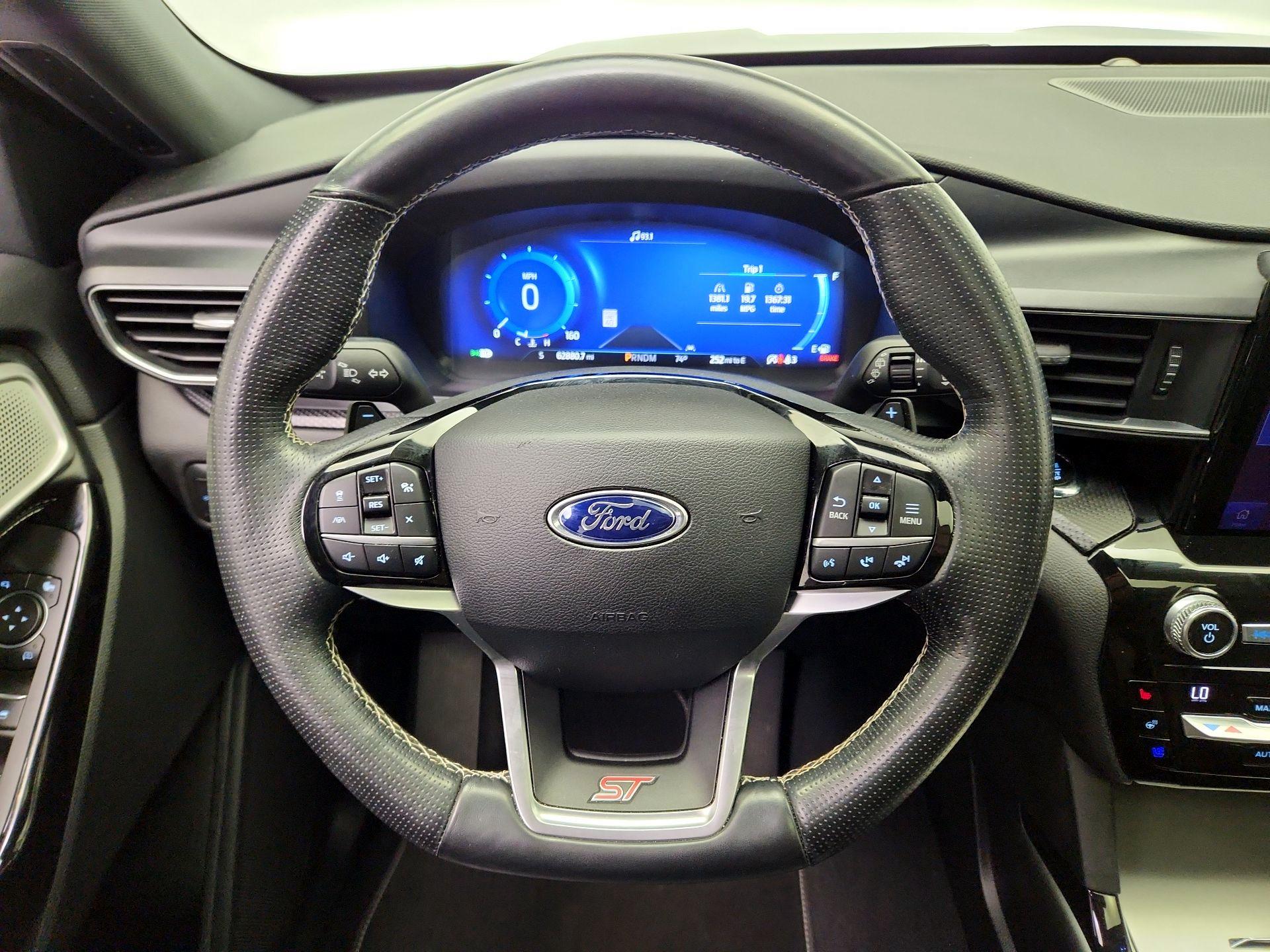 Thumbnail: 2021 Ford Explorer - 10