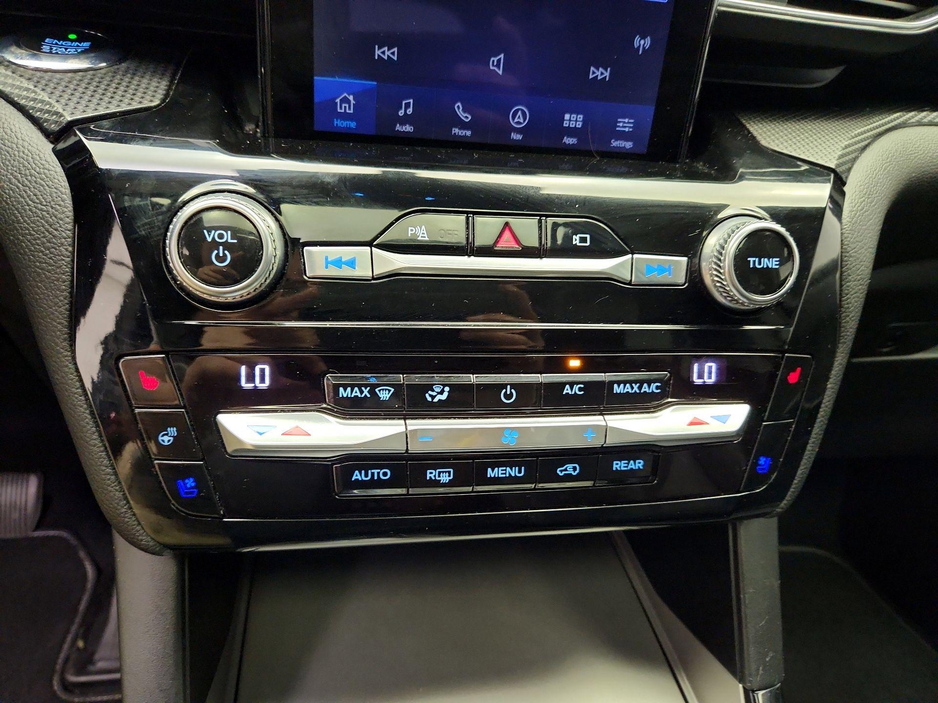 Thumbnail: 2021 Ford Explorer - 17