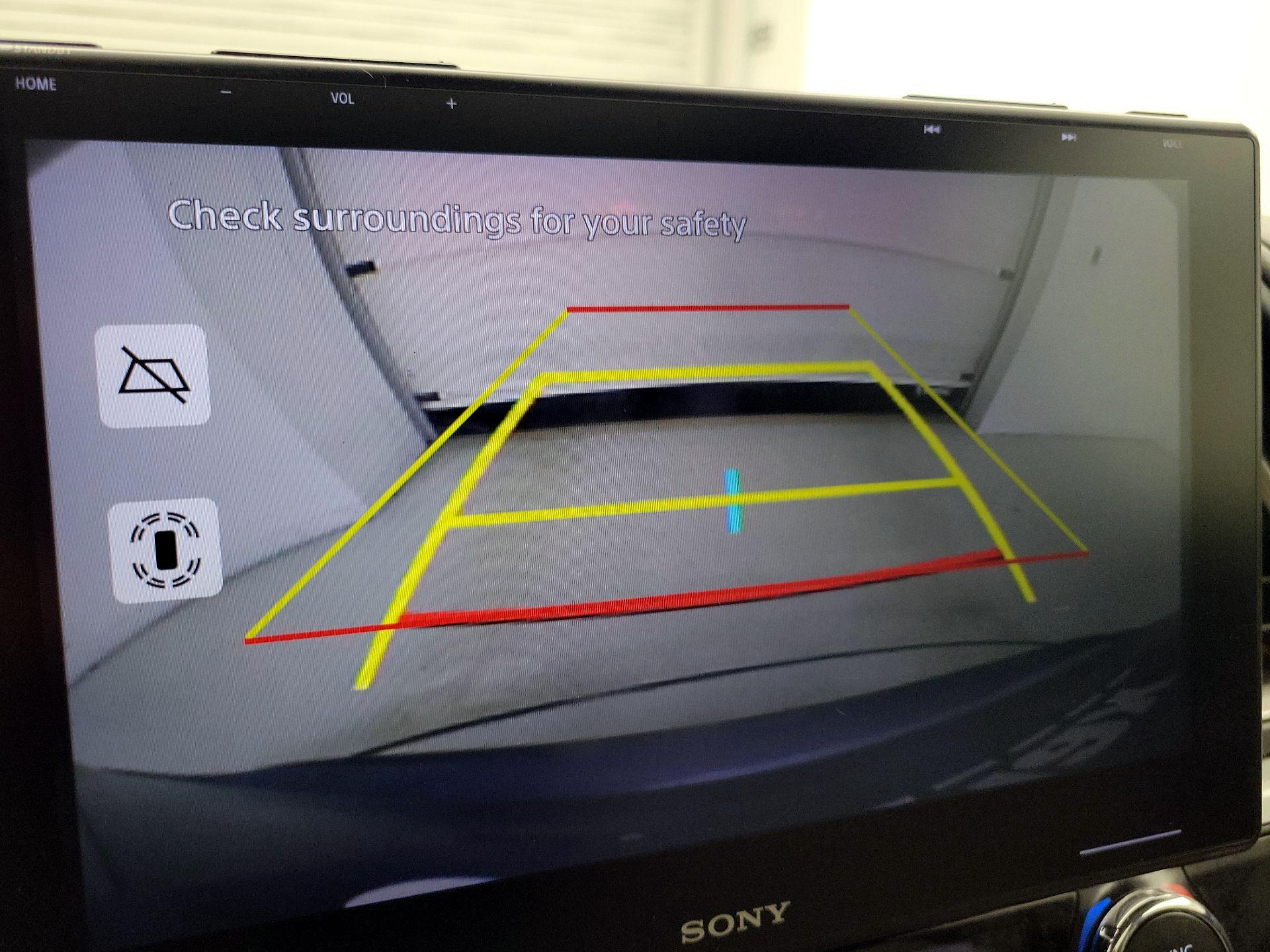 Thumbnail: 2019 Toyota Highlander - 14