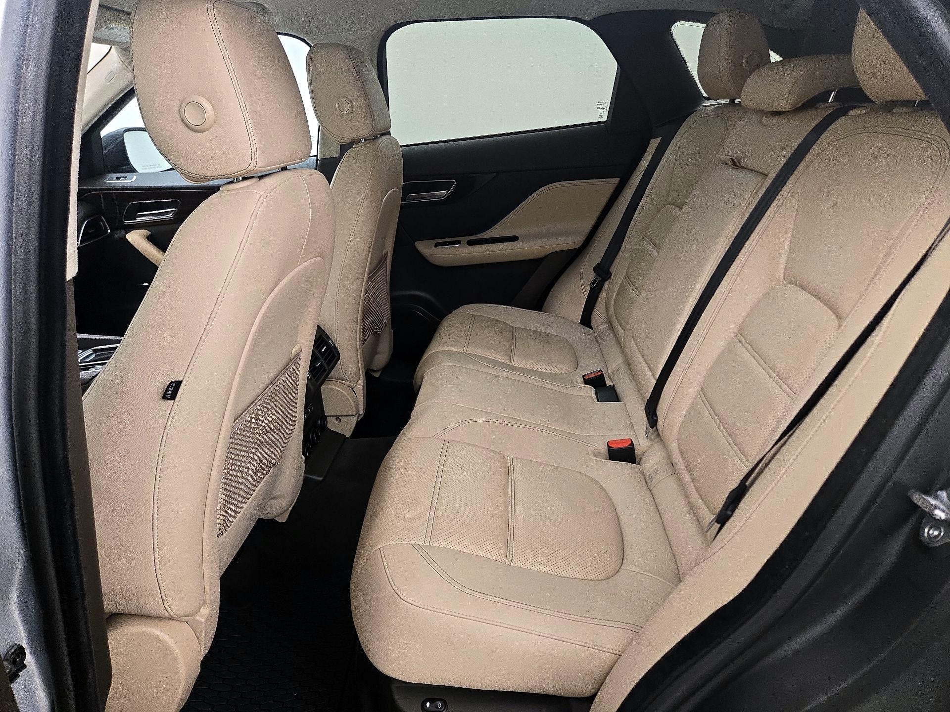 Thumbnail: 2020 Jaguar F-Pace - 20