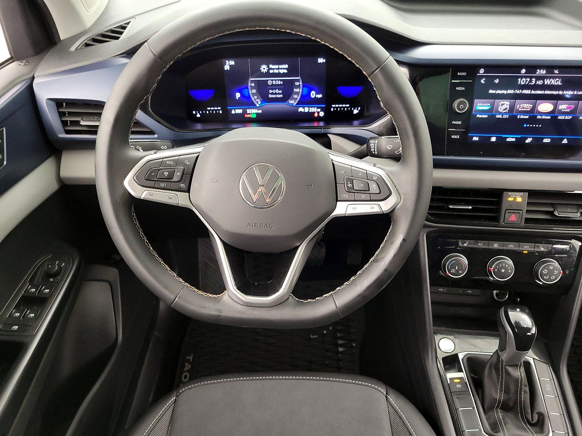 Thumbnail: 2023 Volkswagen Taos - 10