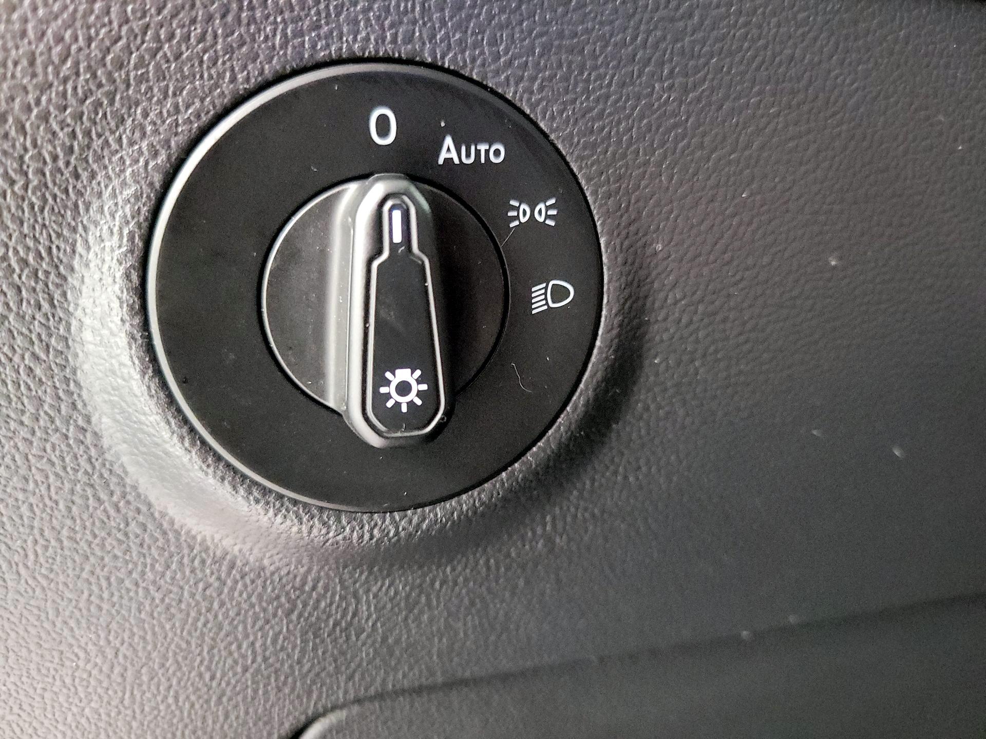 Thumbnail: 2023 Volkswagen Taos - 13