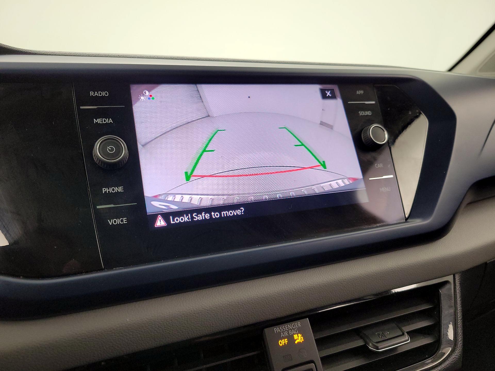 Thumbnail: 2023 Volkswagen Taos - 14