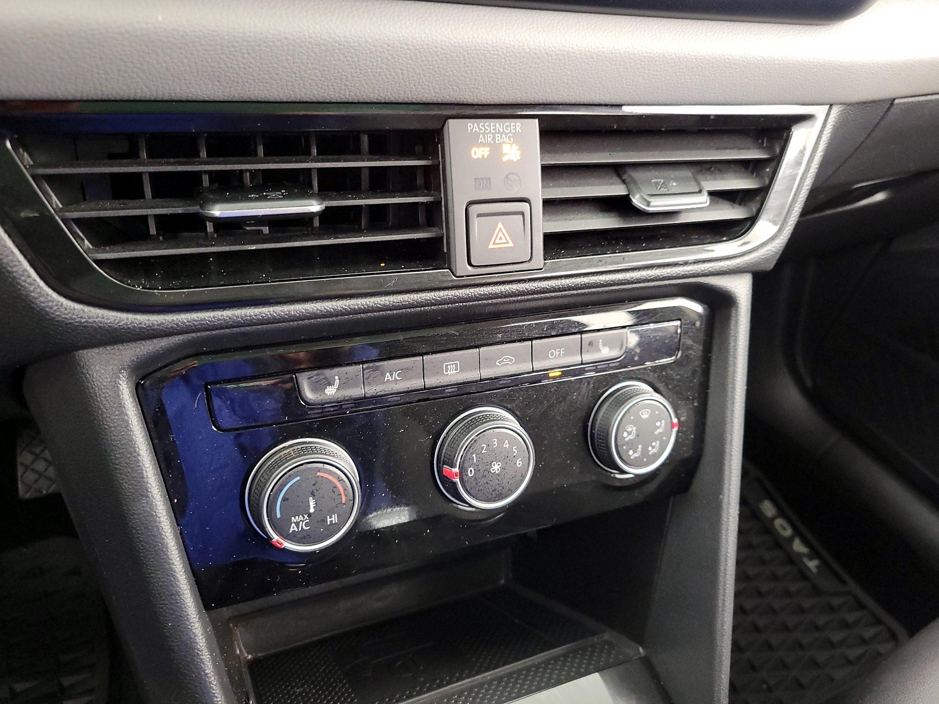 Thumbnail: 2023 Volkswagen Taos - 16