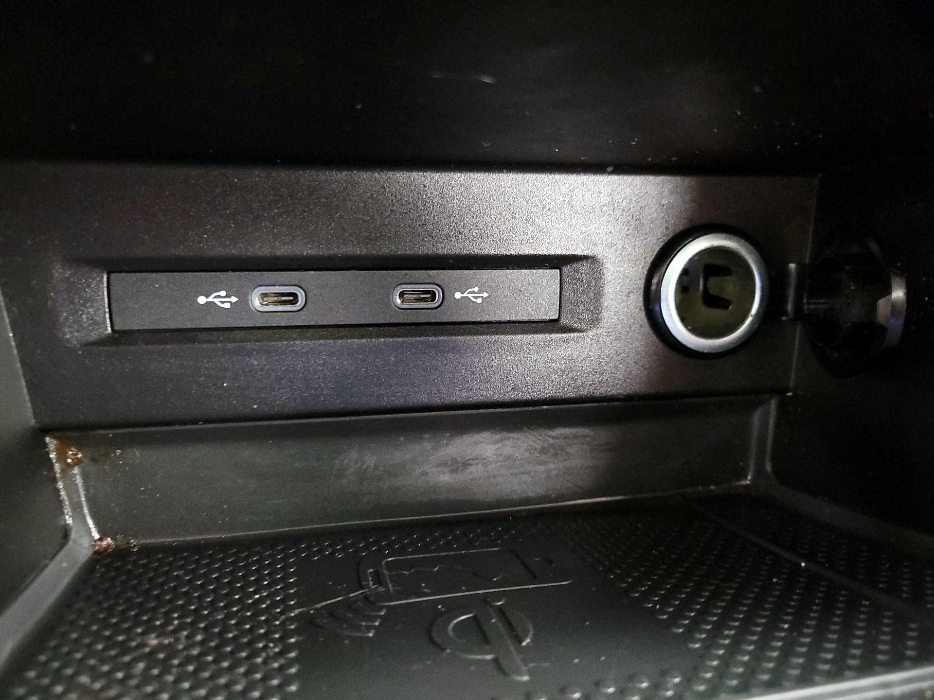 Thumbnail: 2023 Volkswagen Taos - 18