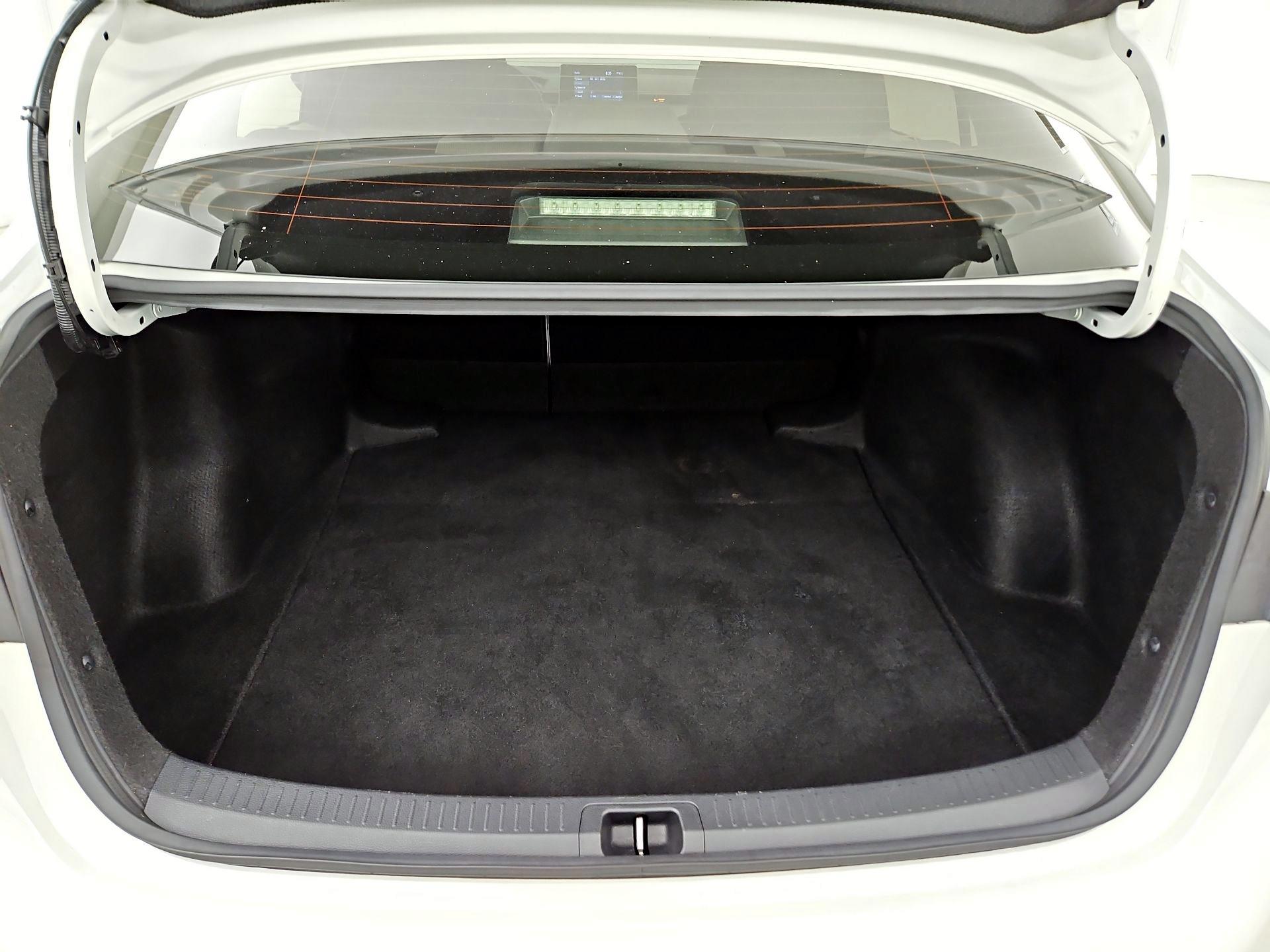 Thumbnail: 2020 Toyota Corolla - 20