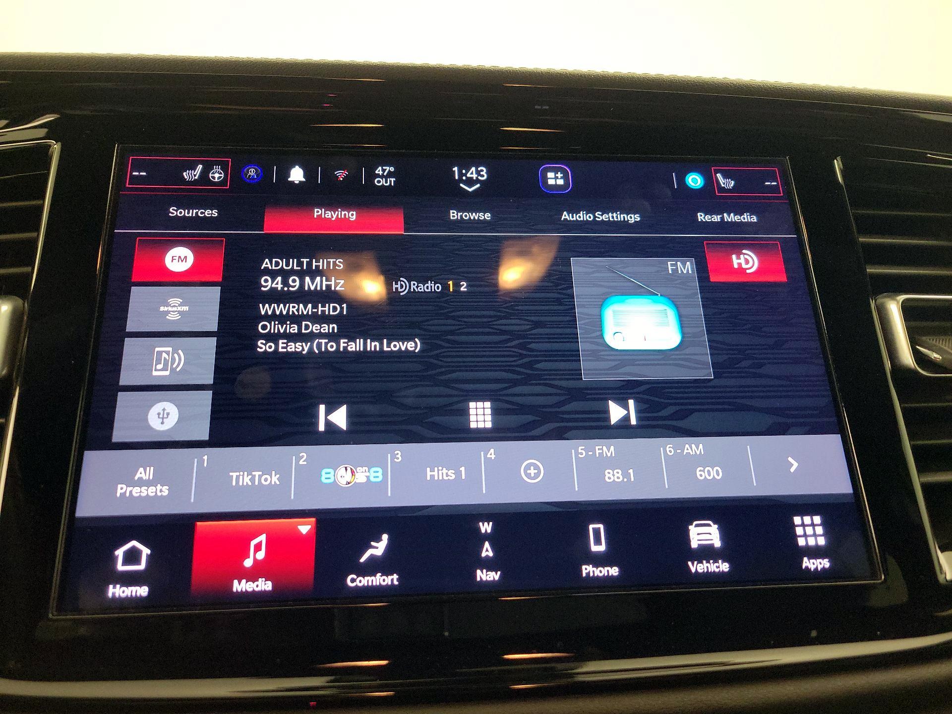 Thumbnail: 2021 Dodge Durango - 16