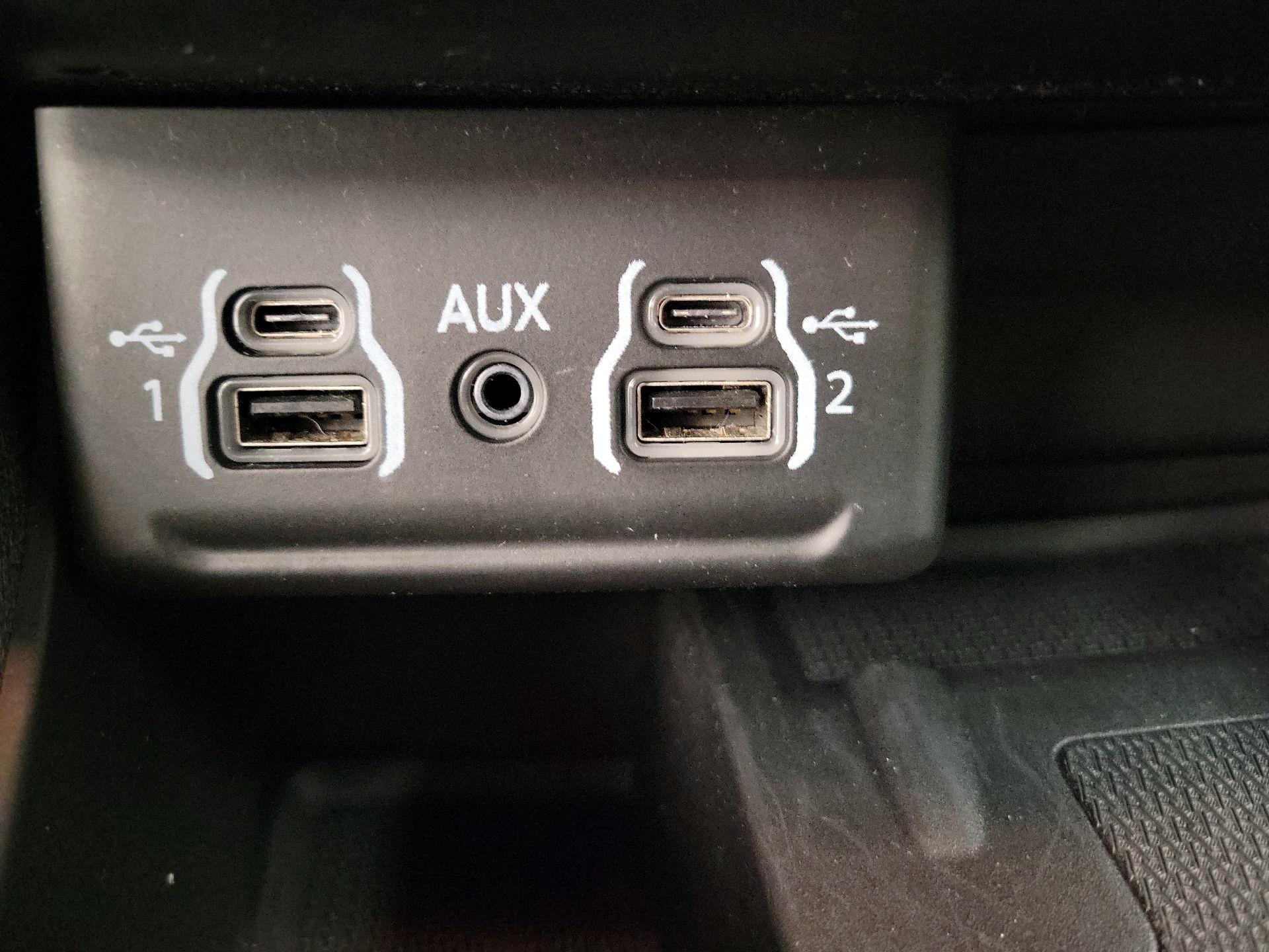 Thumbnail: 2021 Dodge Durango - 19