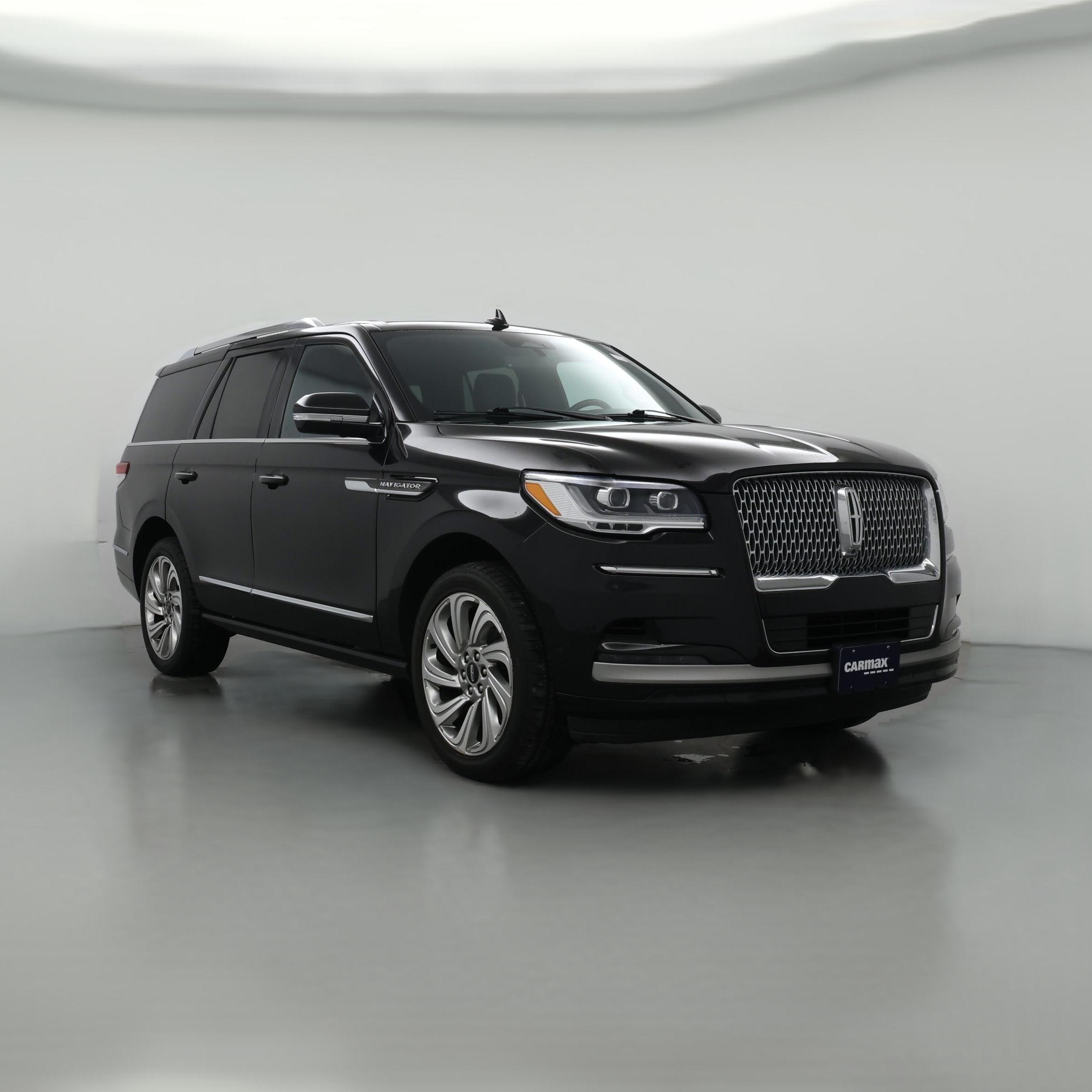 Thumbnail: 2024 Lincoln Navigator - 1