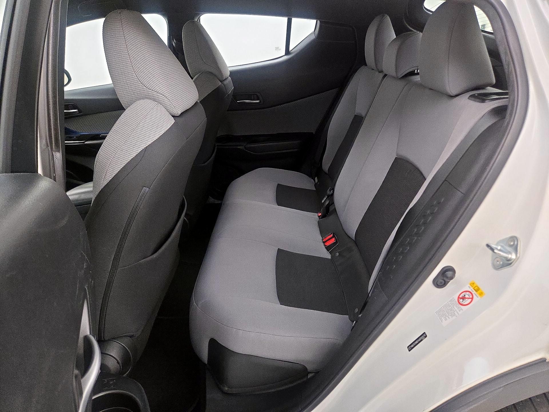 Thumbnail: 2019 Toyota C-HR - 19