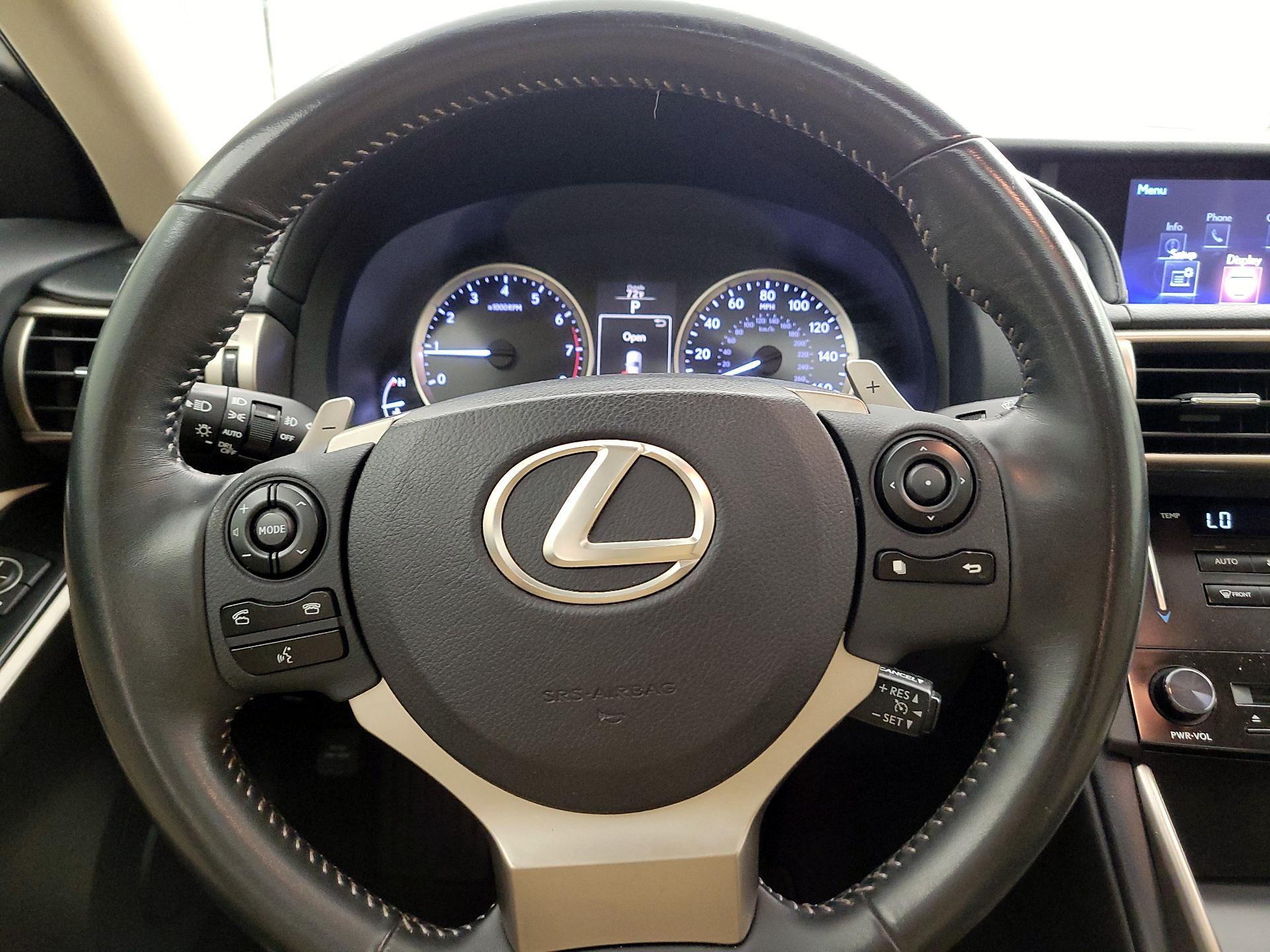Thumbnail: 2014 Lexus IS - 10