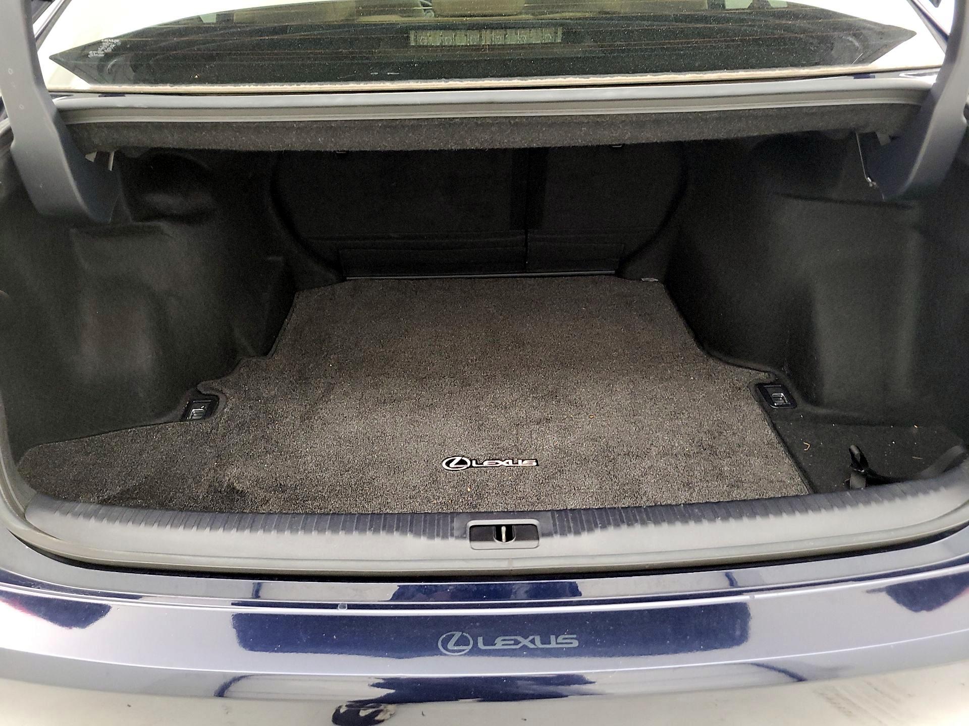 Thumbnail: 2014 Lexus IS - 20