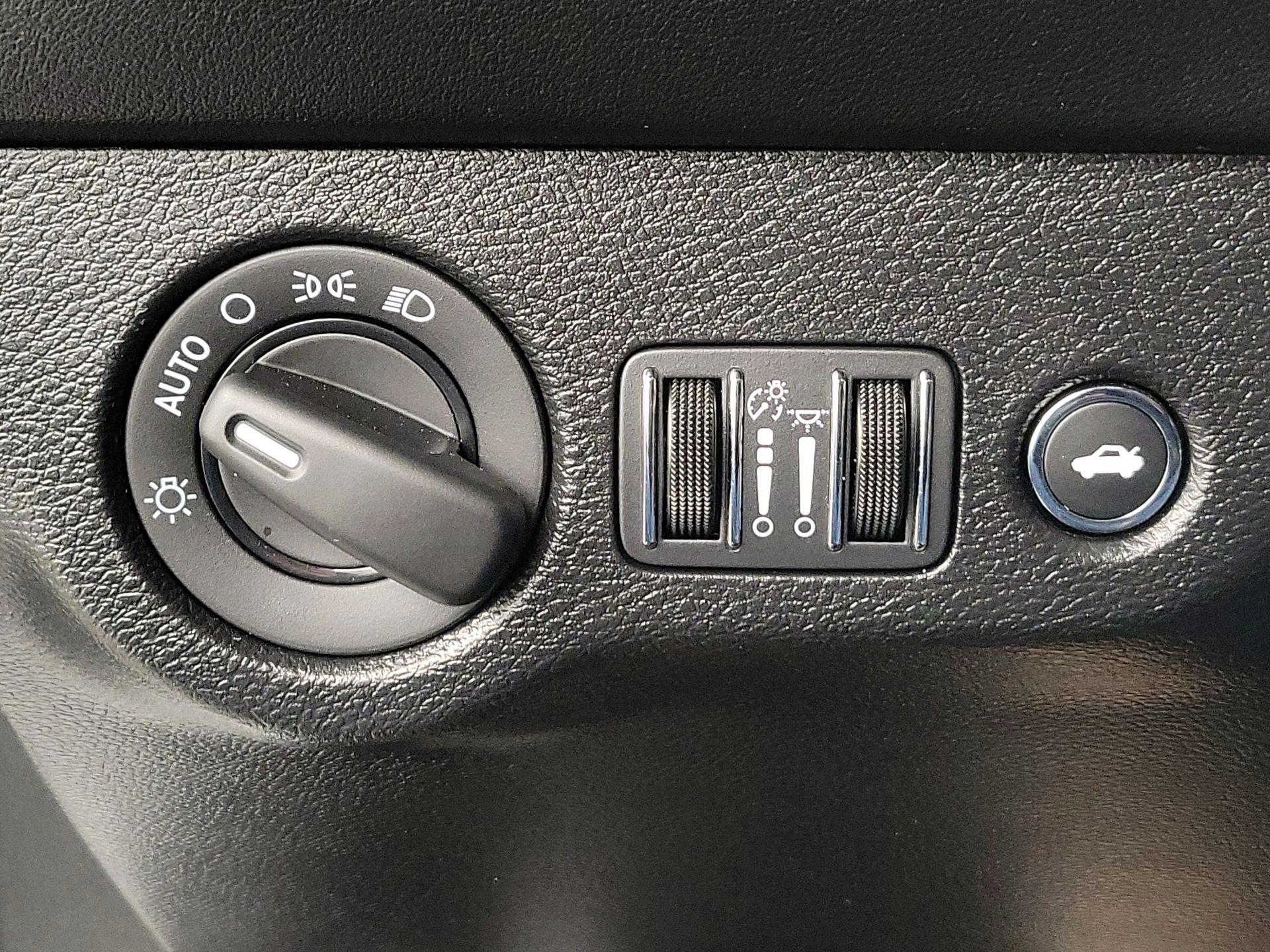 Thumbnail: 2021 Dodge Challenger - 13