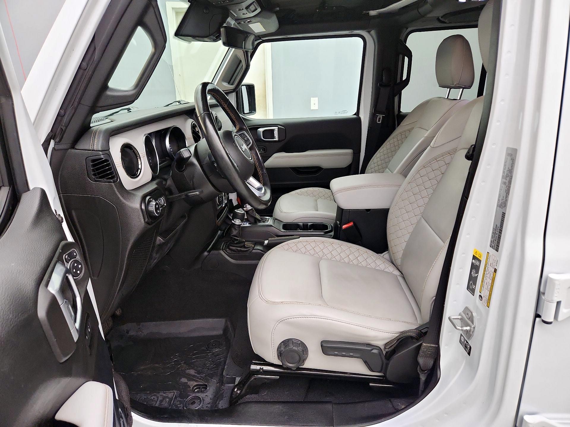 Thumbnail: 2021 Jeep Gladiator - 11