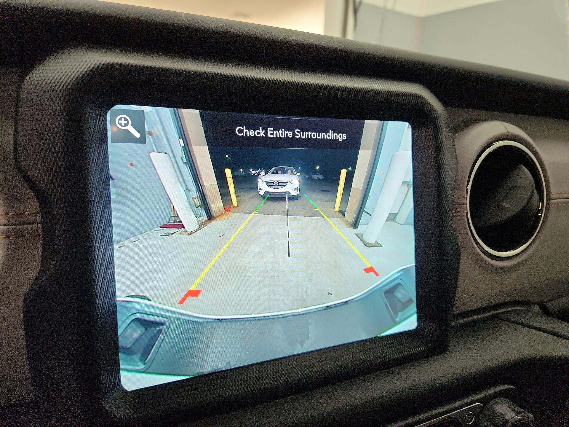 Thumbnail: 2021 Jeep Gladiator - 15