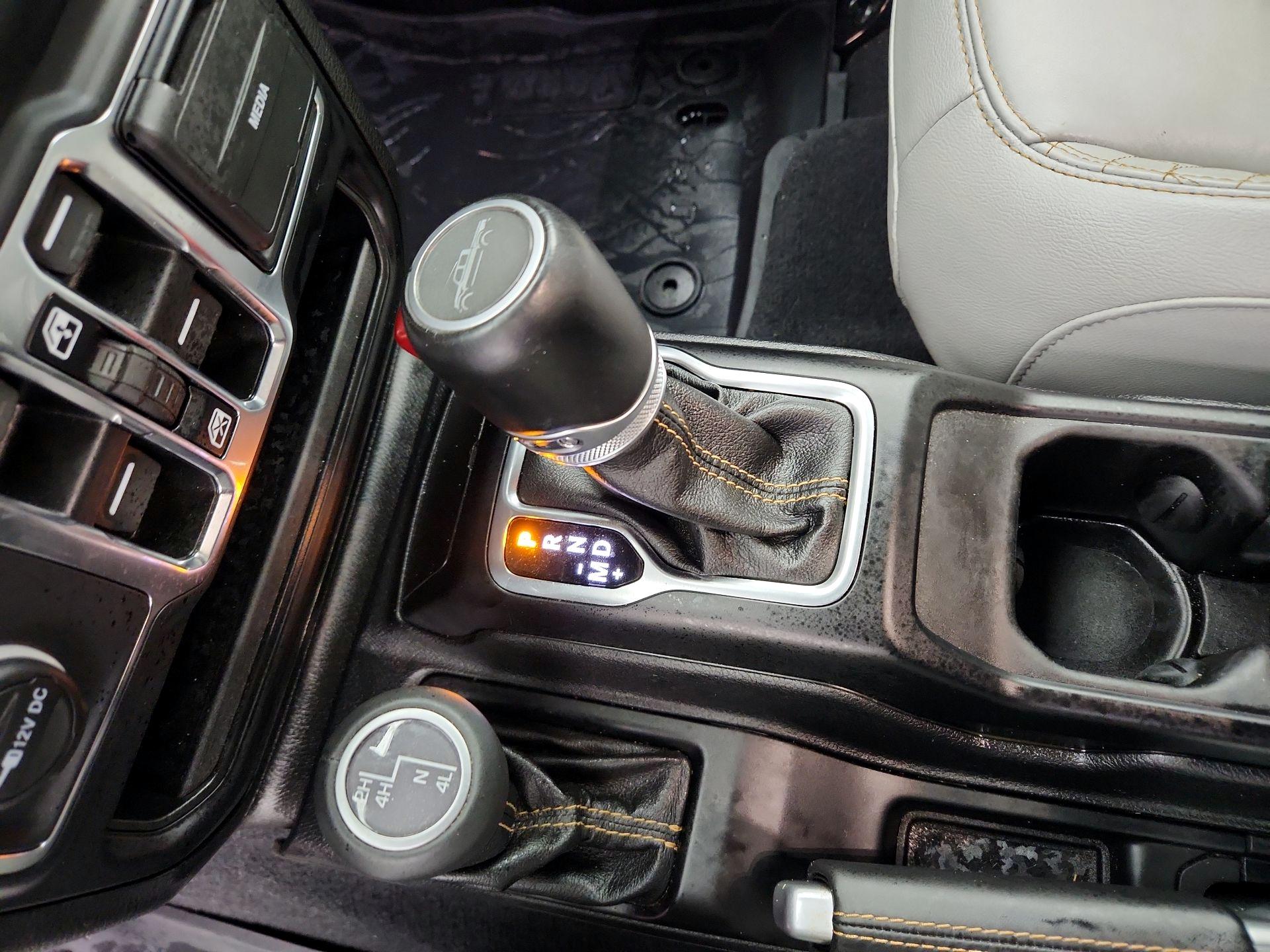 Thumbnail: 2021 Jeep Gladiator - 18