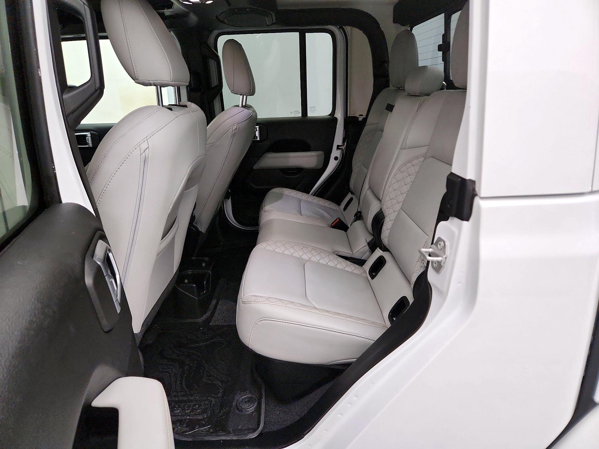 Thumbnail: 2021 Jeep Gladiator - 20