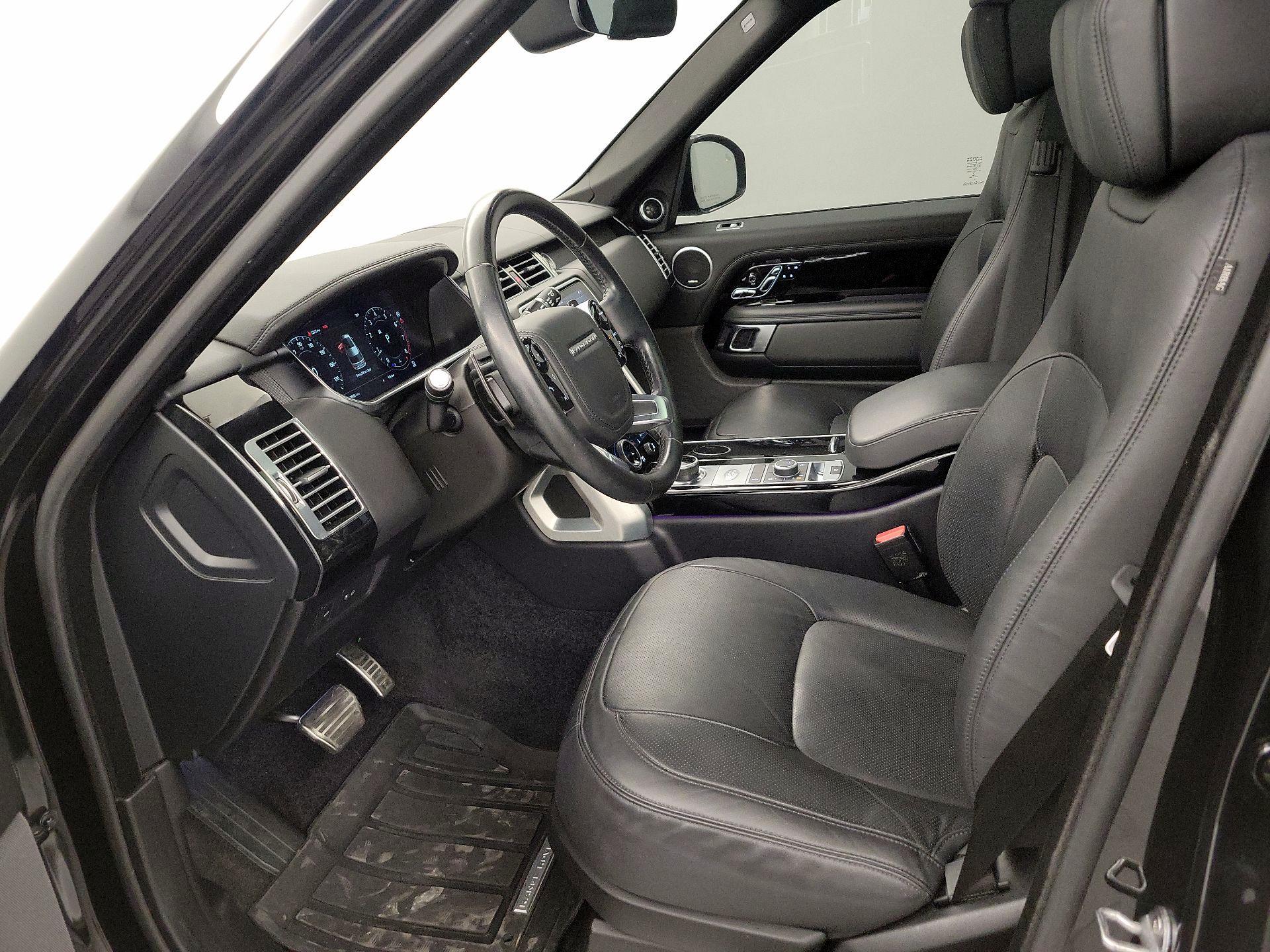 Thumbnail: 2022 Land Rover Range Rover - 11