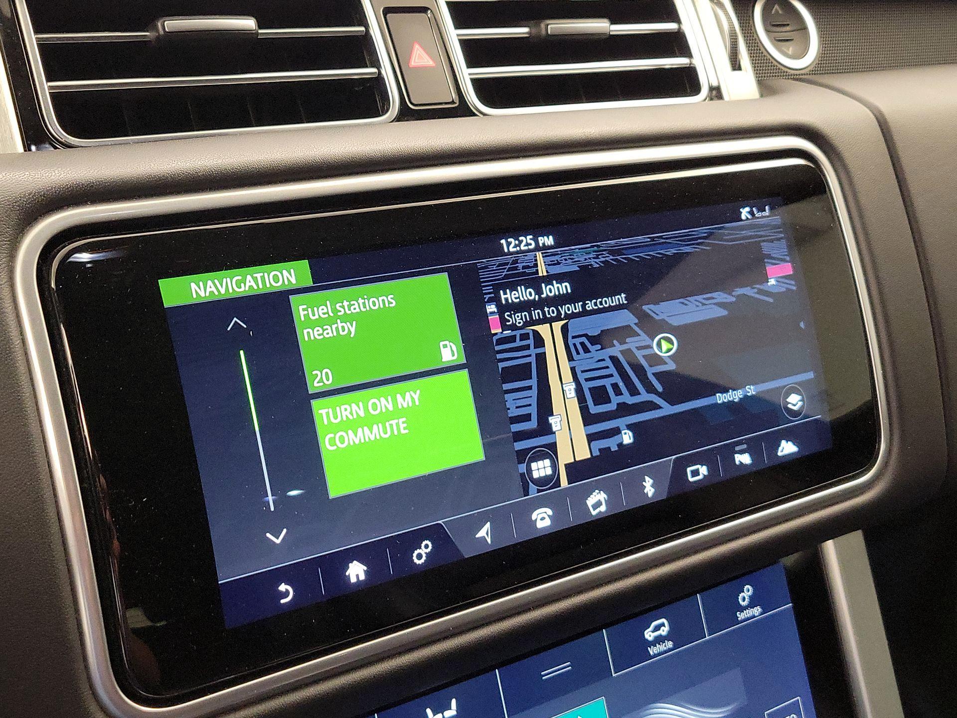 Thumbnail: 2022 Land Rover Range Rover - 14