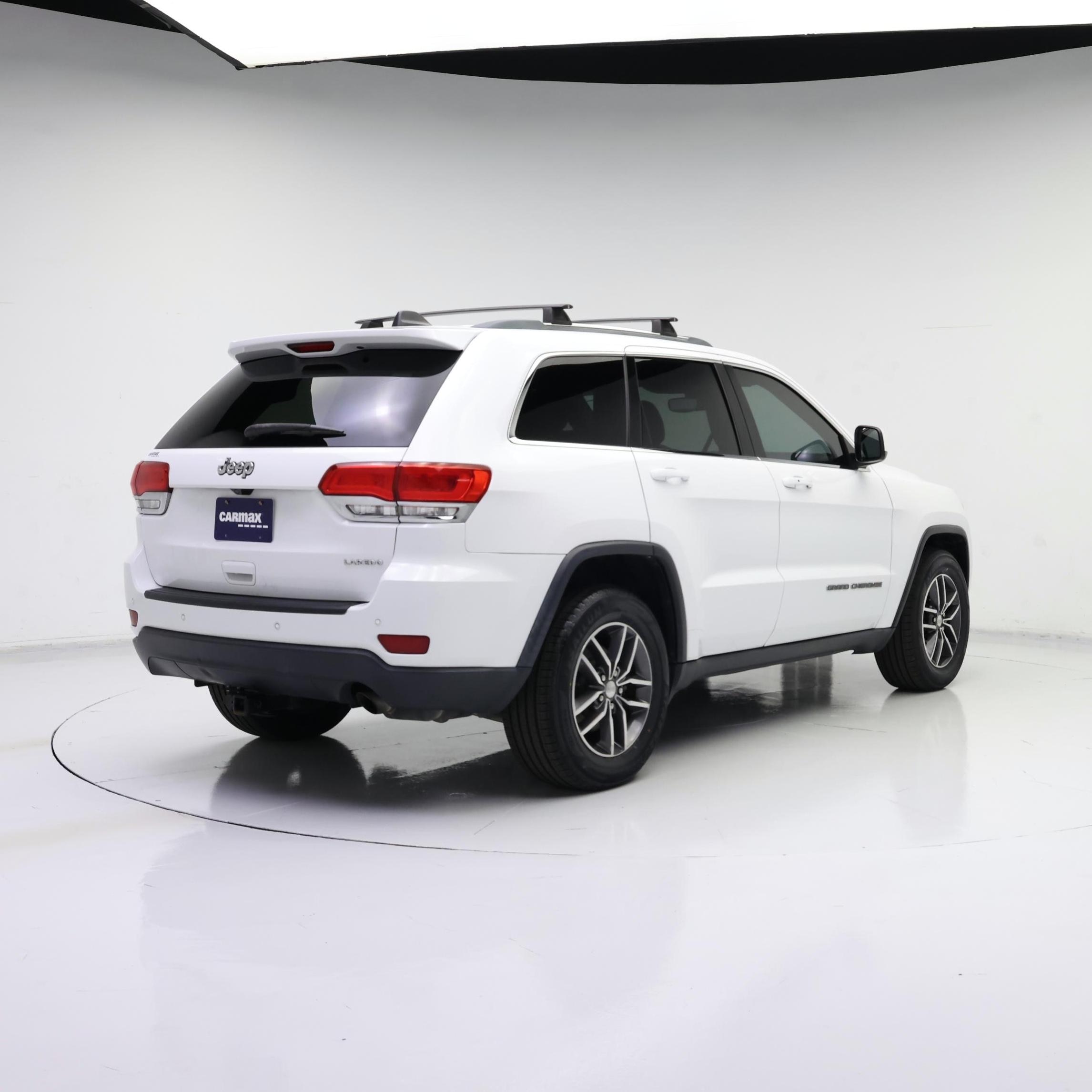 Thumbnail: 2018 Jeep Grand Cherokee - 8