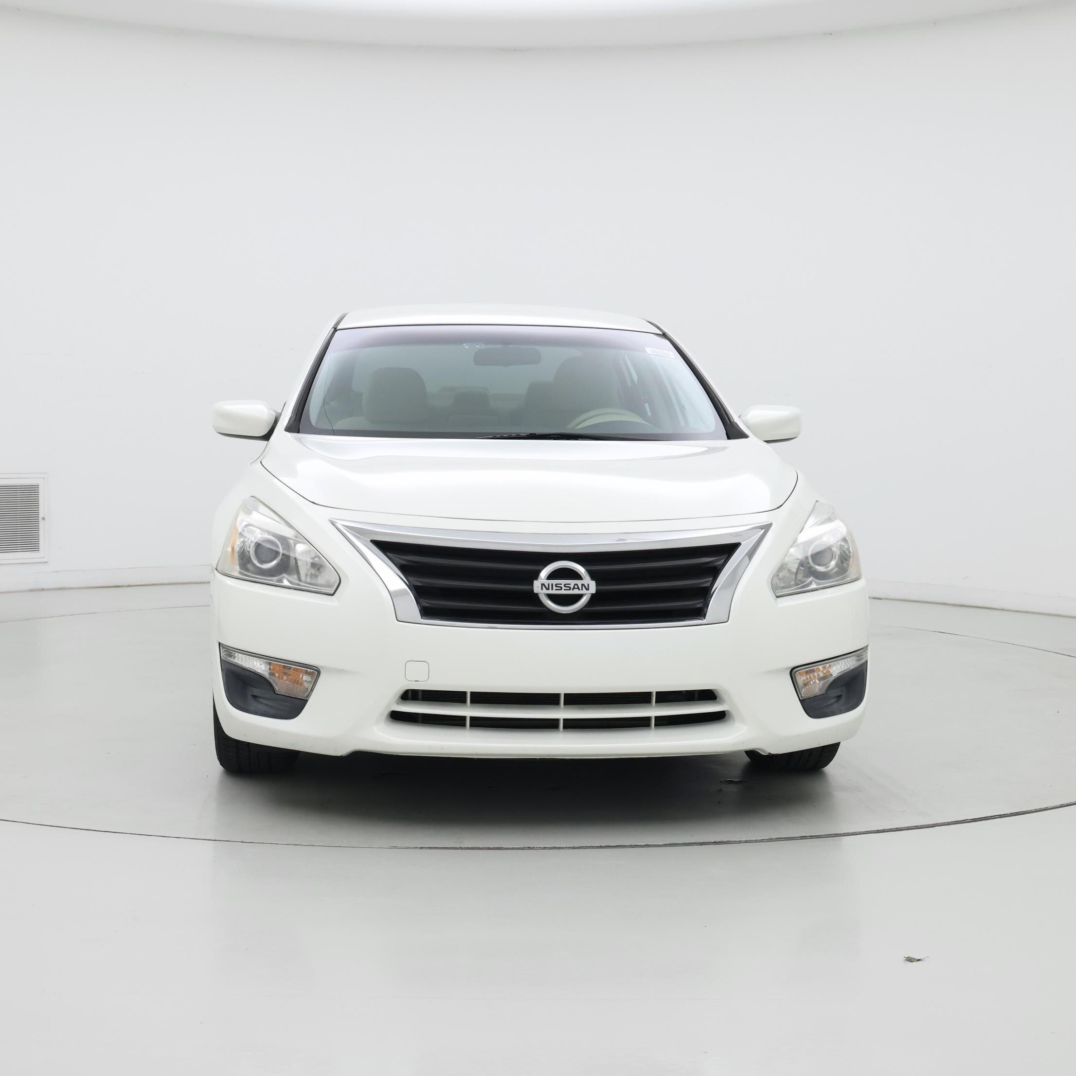 Thumbnail: 2015 Nissan Altima - 5