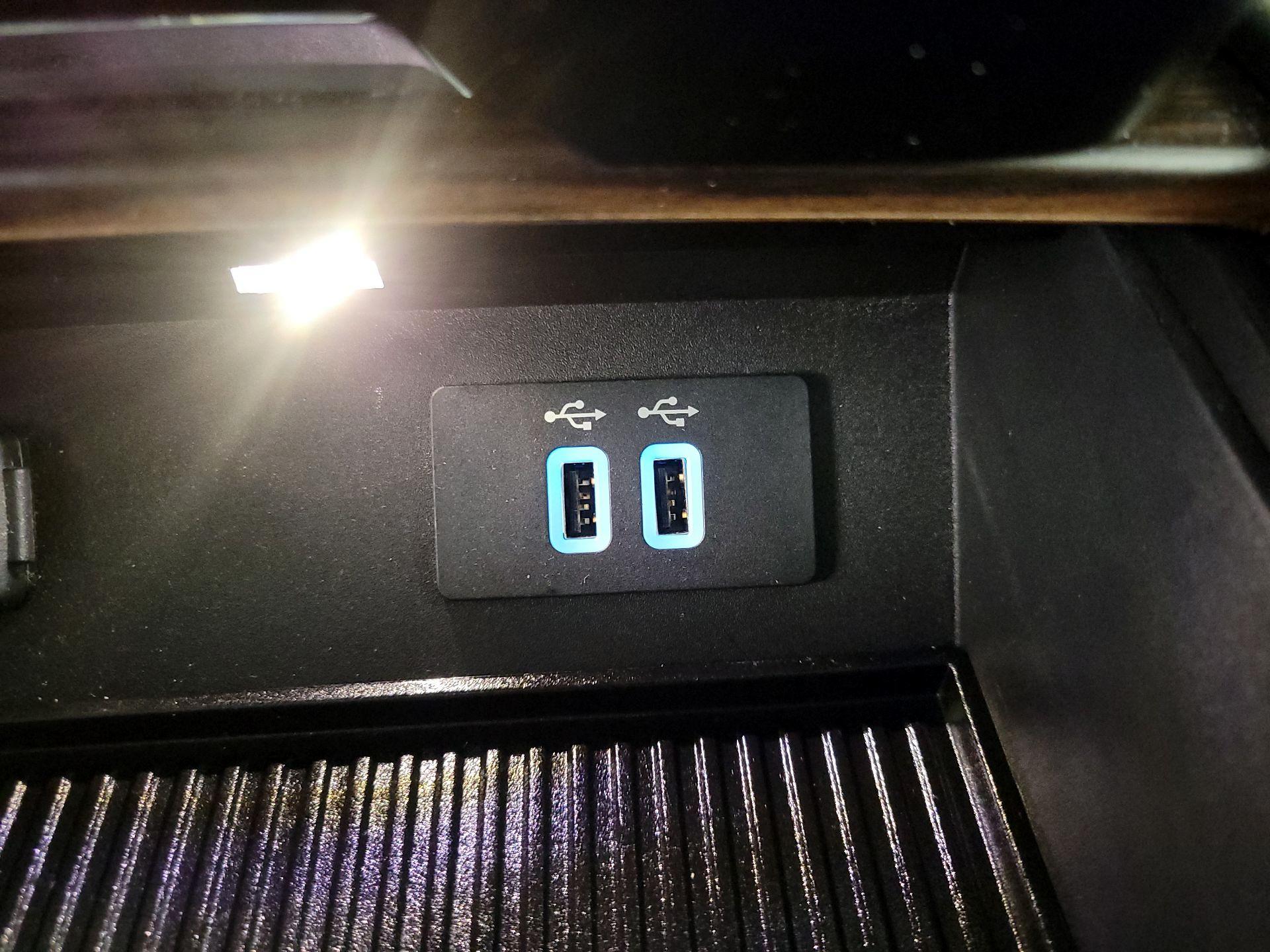 Thumbnail: 2016 Ford F-150 - 19