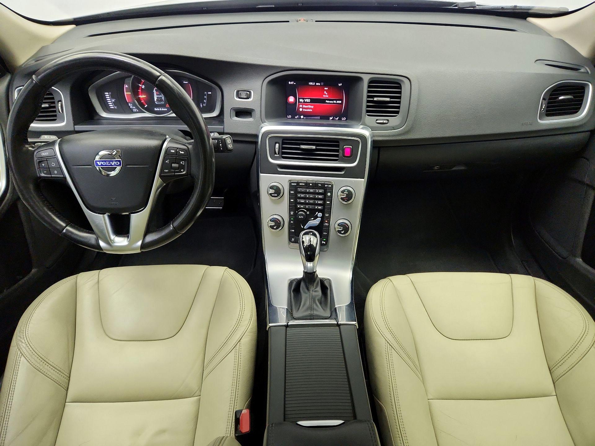 Thumbnail: 2018 Volvo V60 - 9