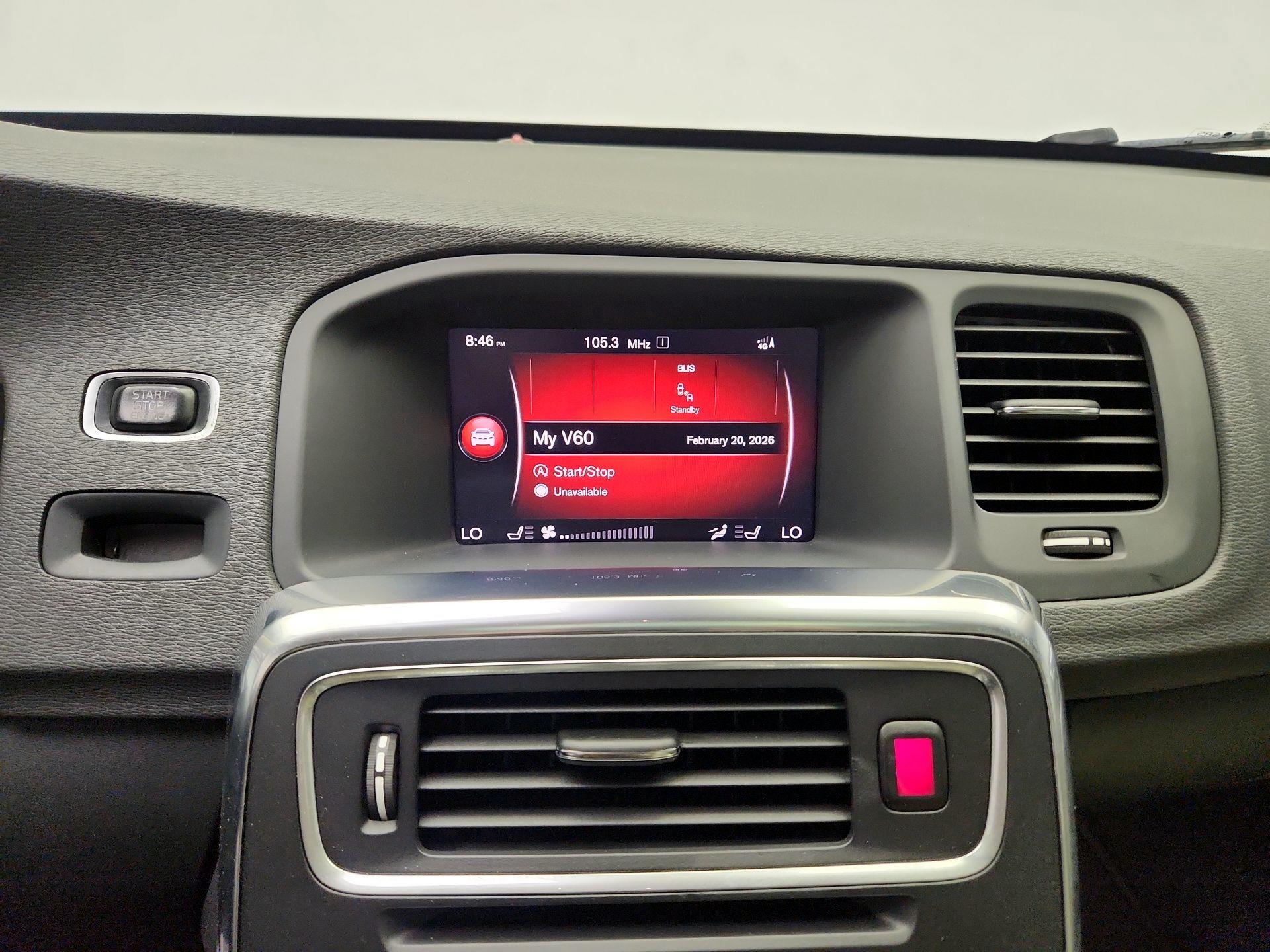 Thumbnail: 2018 Volvo V60 - 15