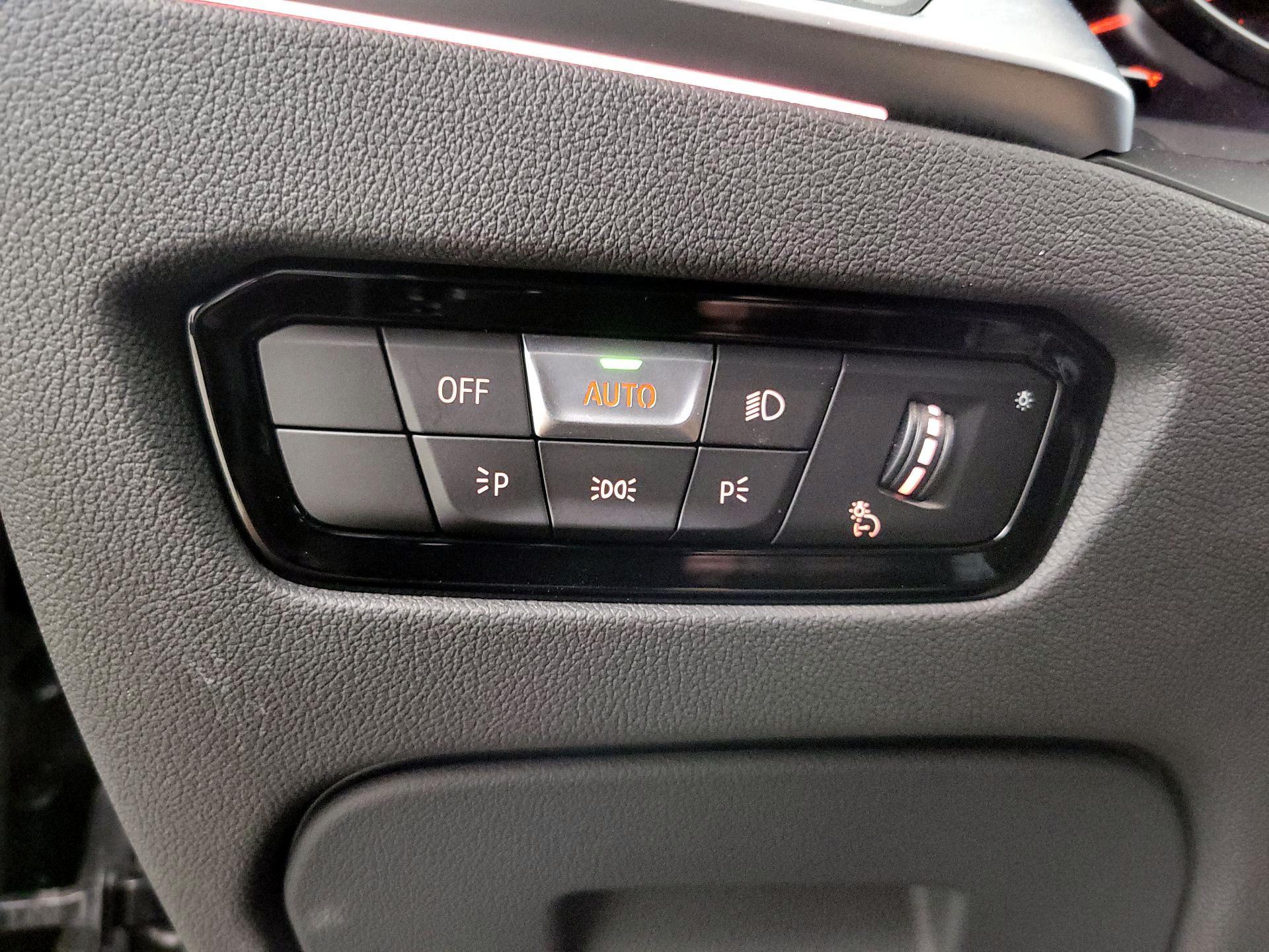 Thumbnail: 2020 BMW 3 Series - 13