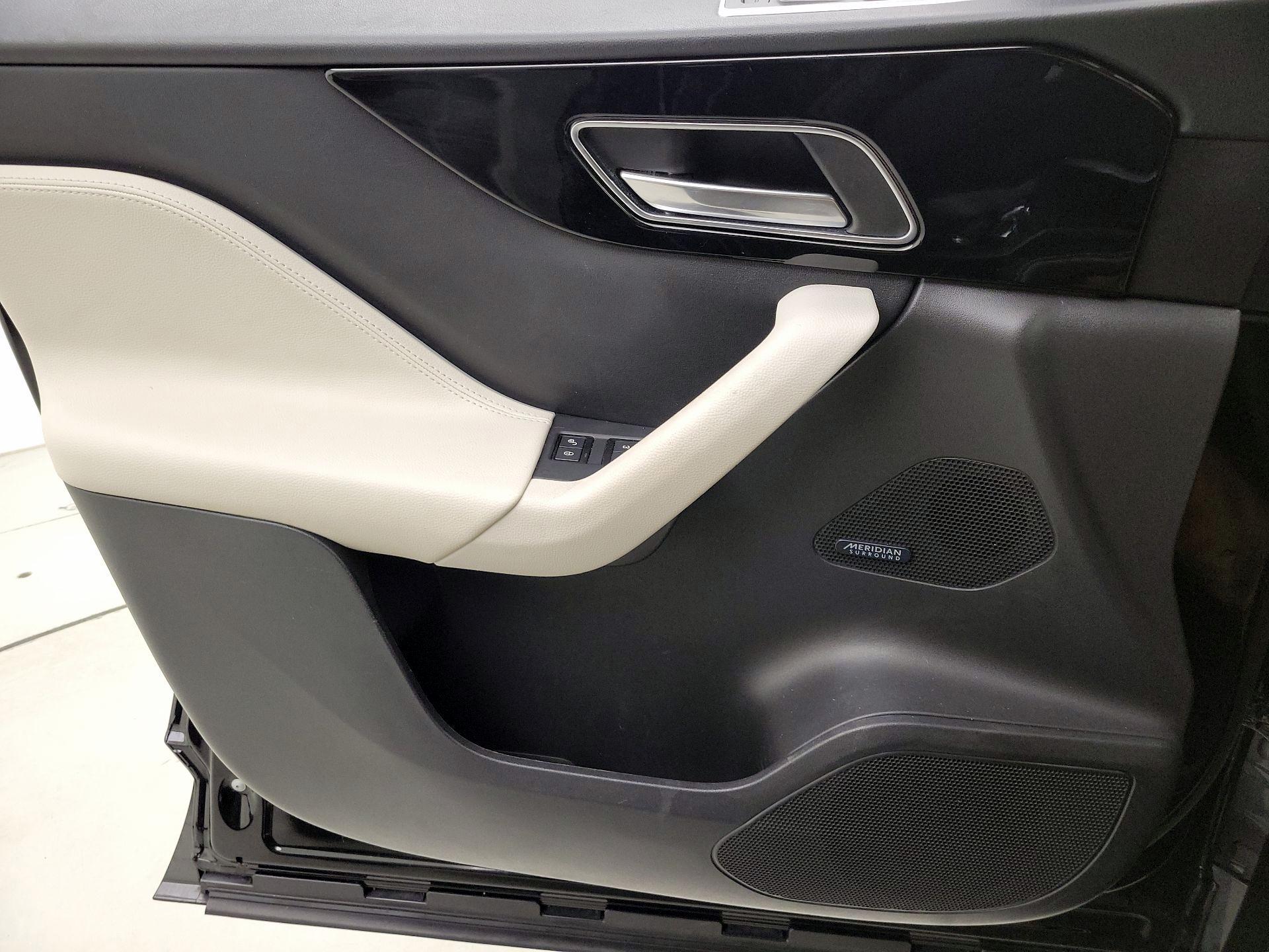 Thumbnail: 2020 Jaguar F-Pace - 12