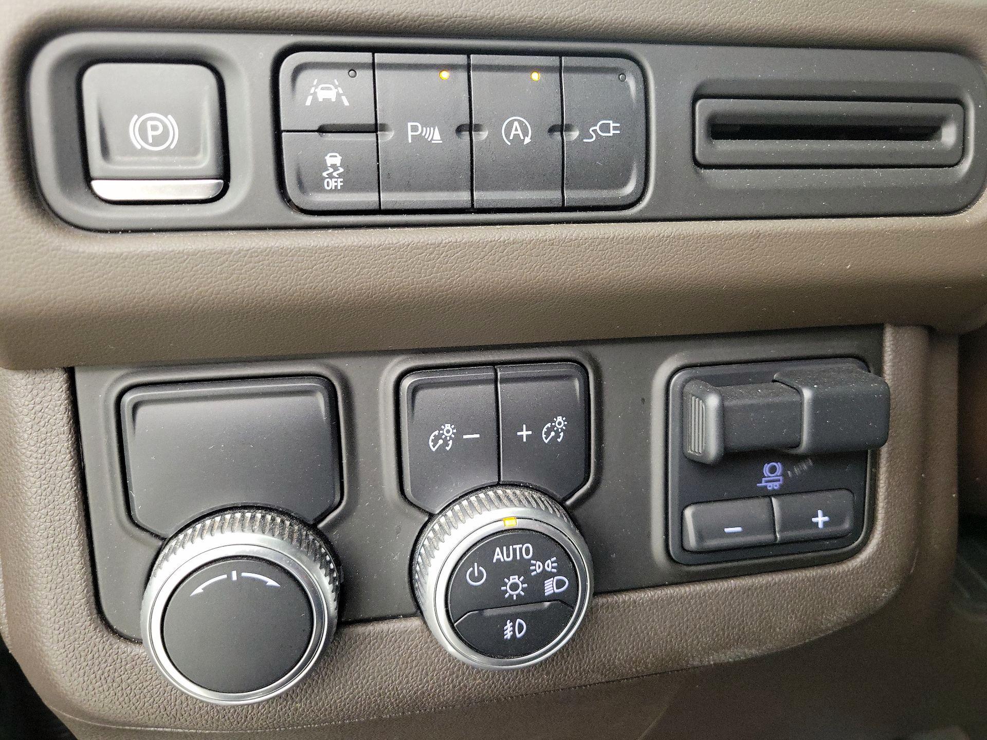 Thumbnail: 2021 GMC Yukon - 13