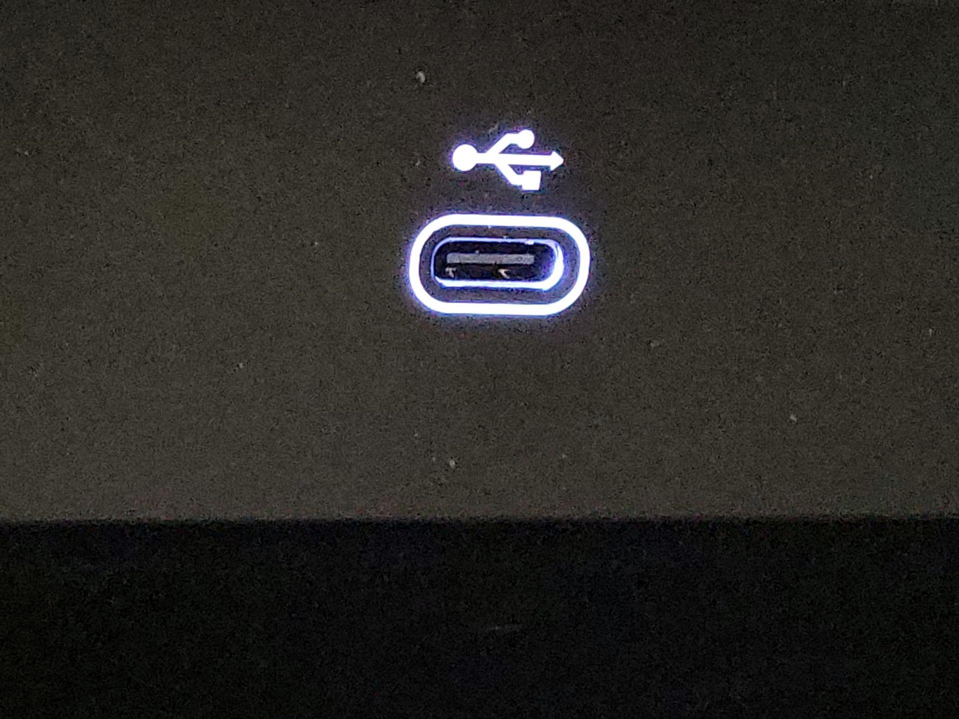 Thumbnail: 2024 Land Rover Range Rover Evoque - 19