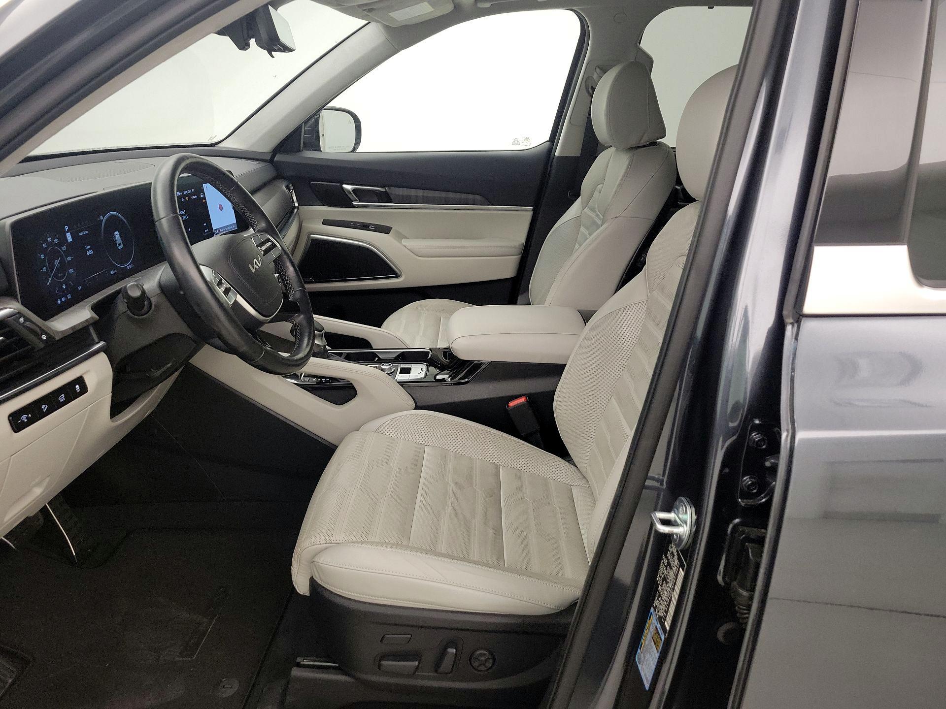 Thumbnail: 2023 Kia Telluride - 11