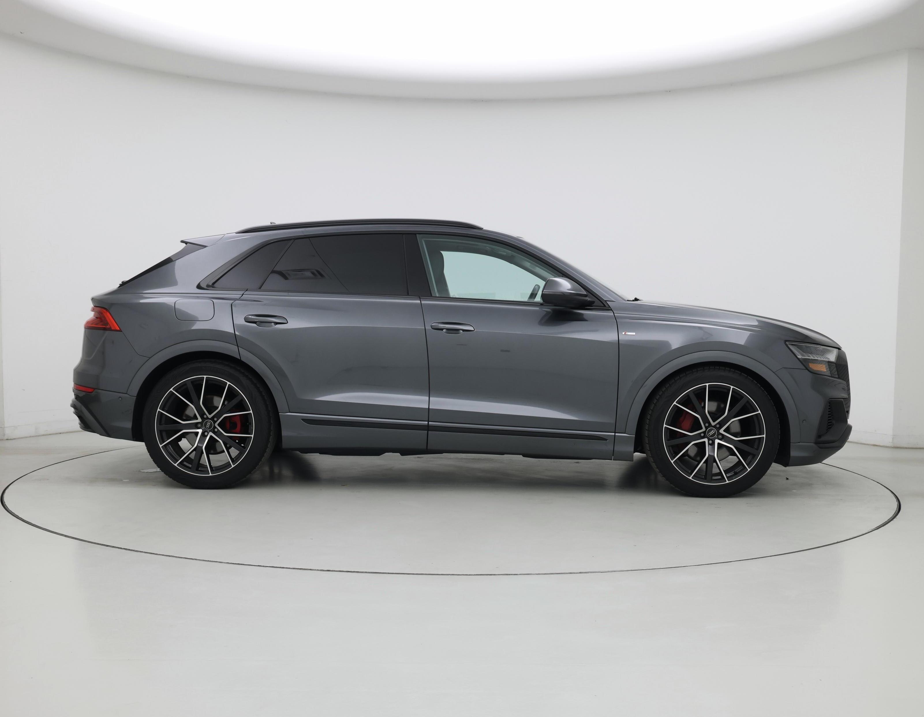 Thumbnail: 2021 Audi Q8 - 7