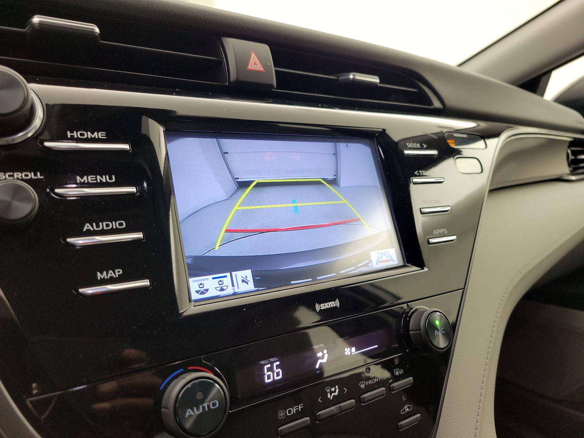 Thumbnail: 2020 Toyota Camry - 14