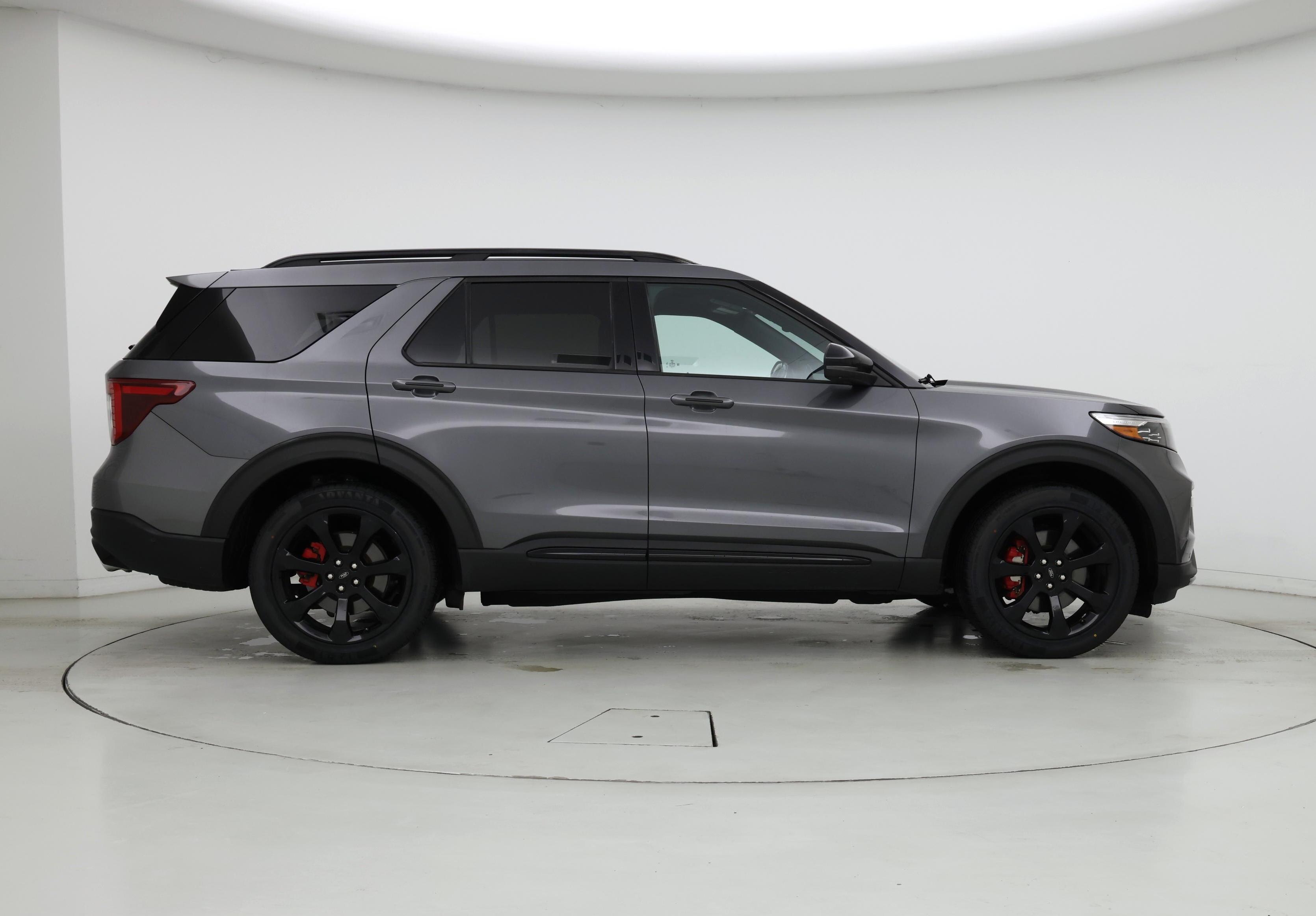 Thumbnail: 2021 Ford Explorer - 7