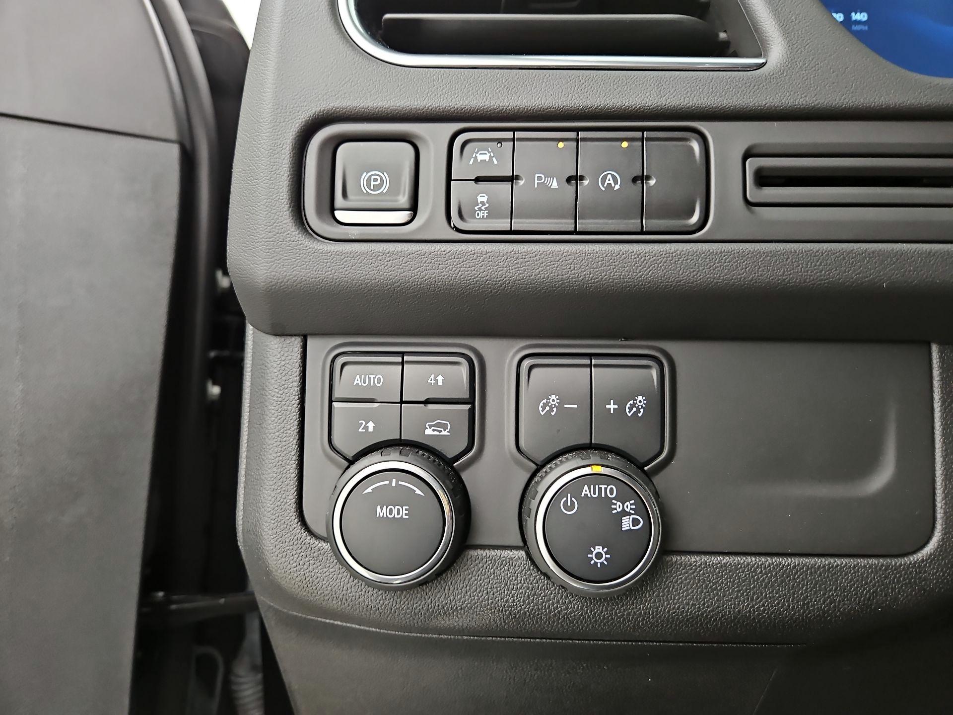 Thumbnail: 2024 Chevrolet Tahoe - 13