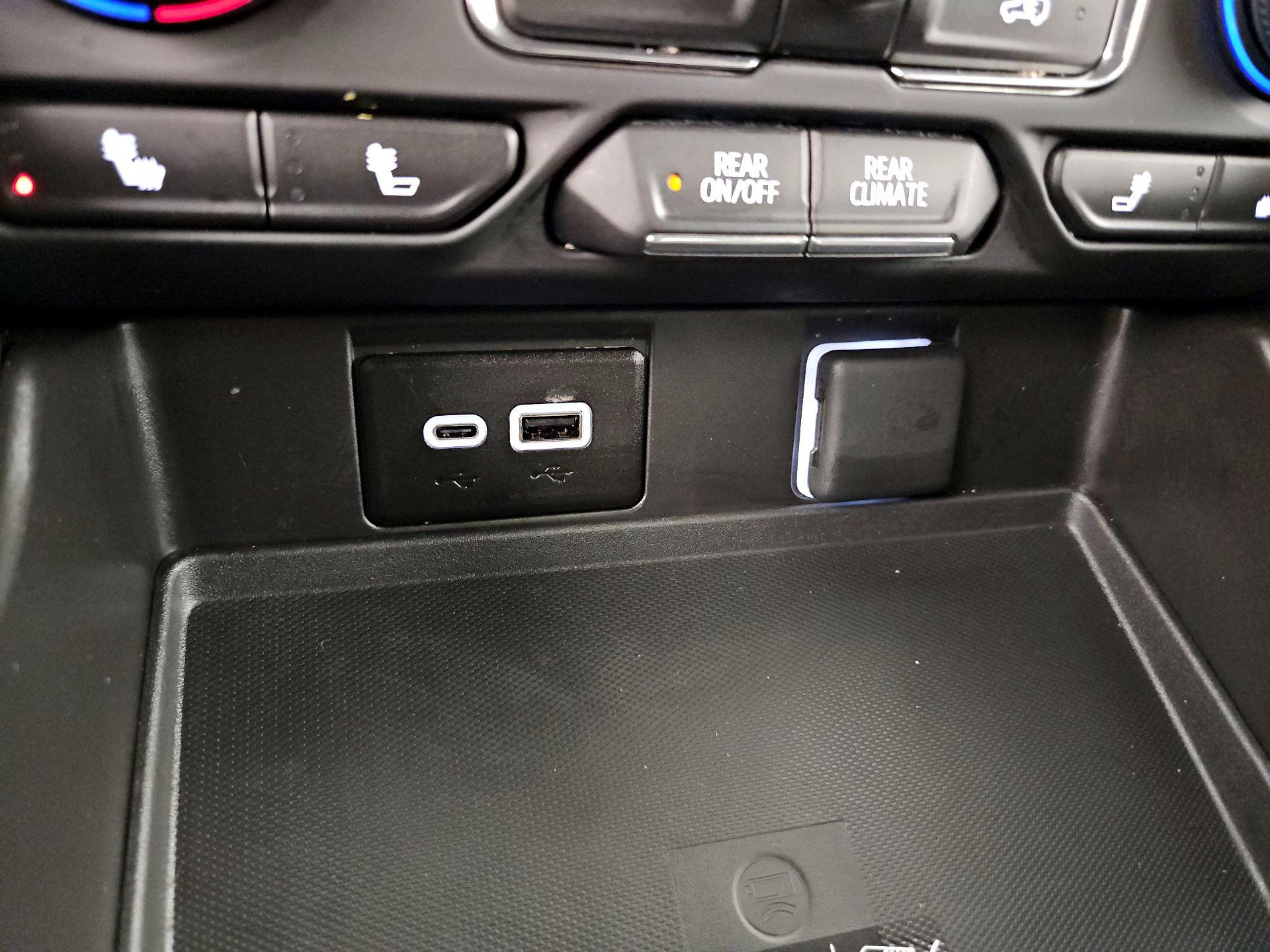 Thumbnail: 2024 Chevrolet Tahoe - 19