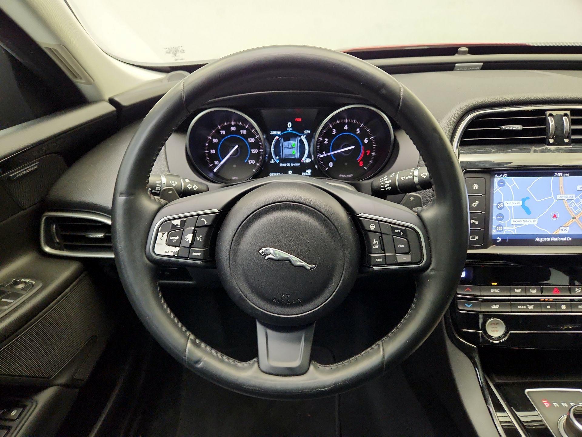 Thumbnail: 2017 Jaguar XE - 10