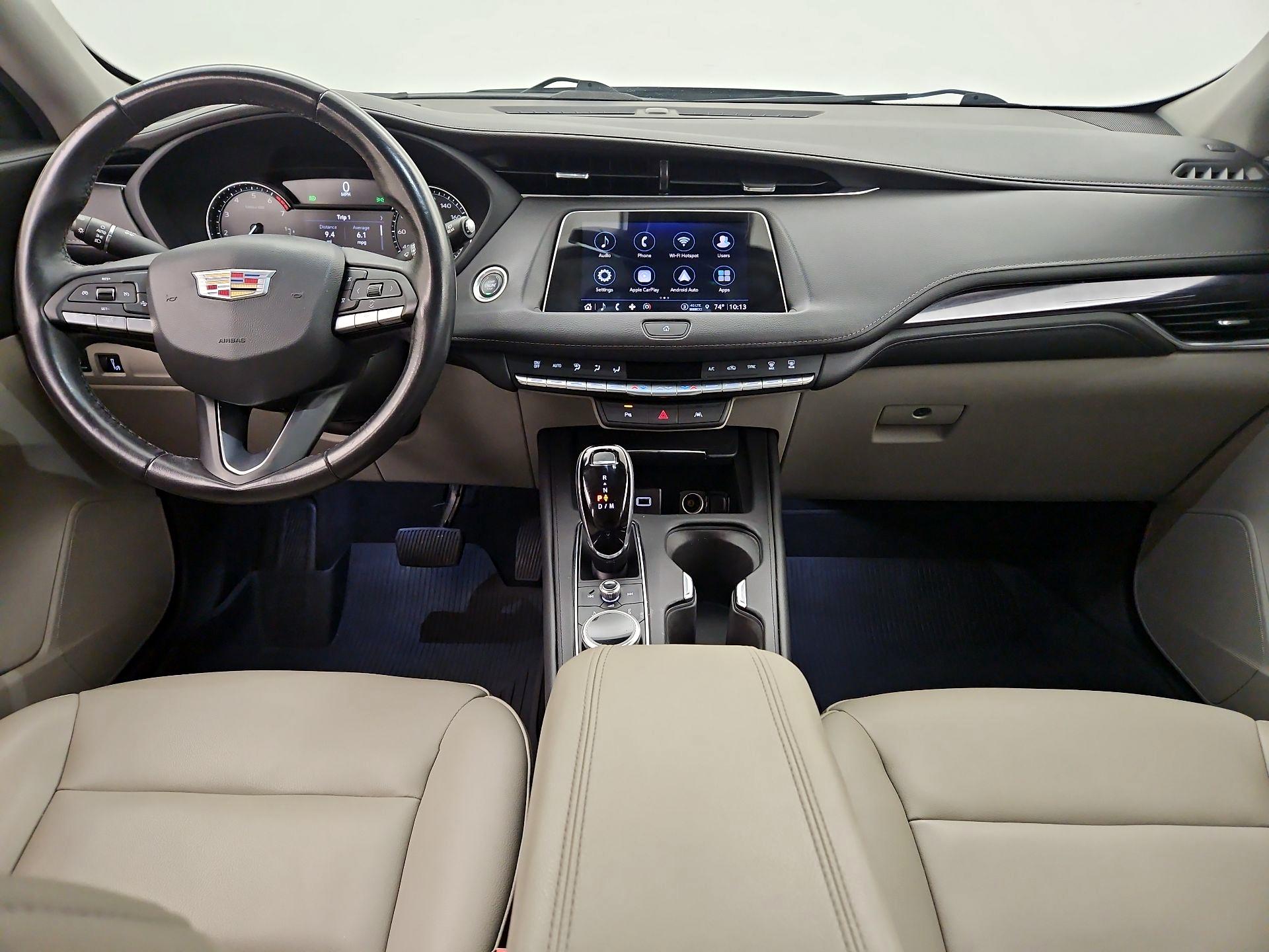 Thumbnail: 2022 Cadillac XT4 - 9