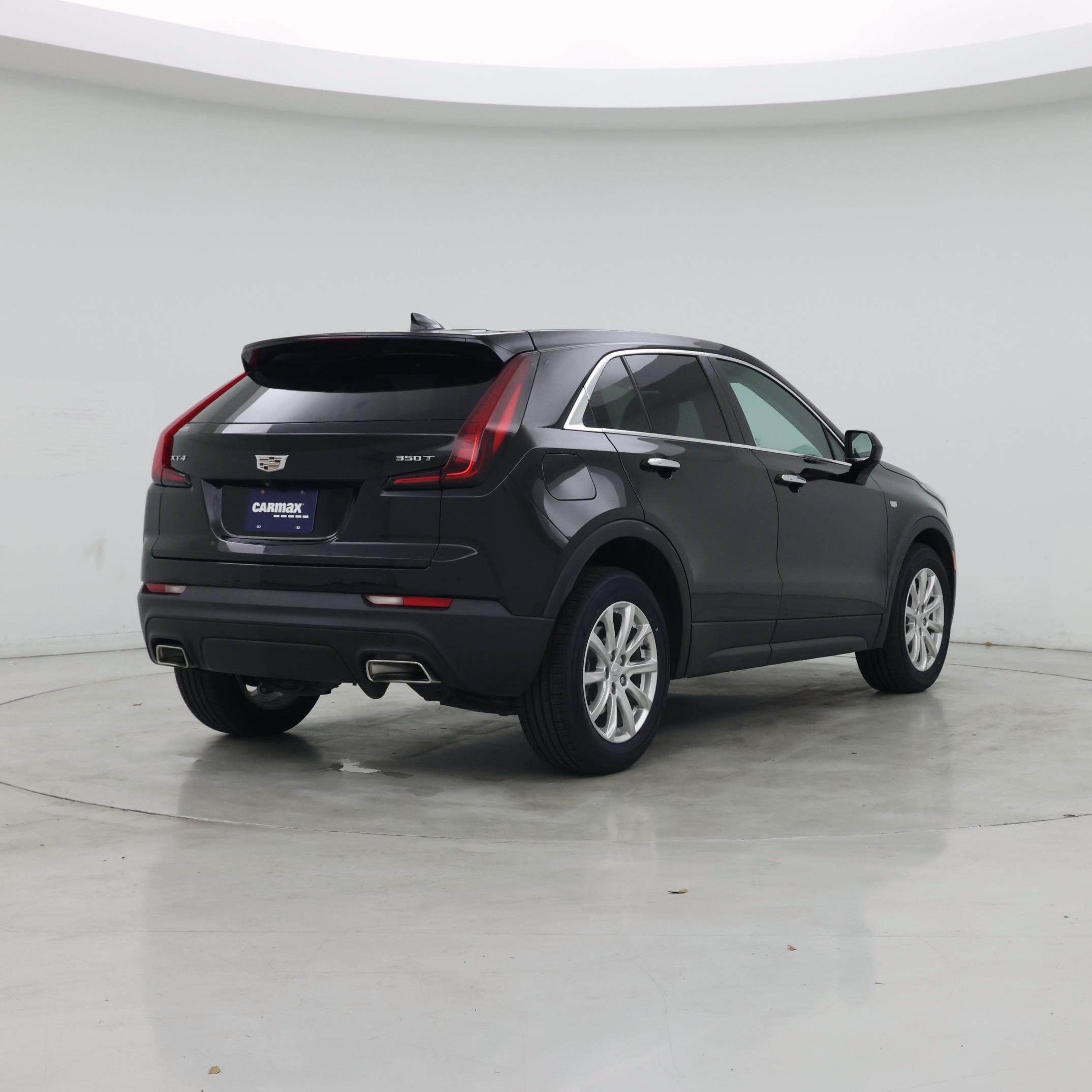 Thumbnail: 2022 Cadillac XT4 - 8