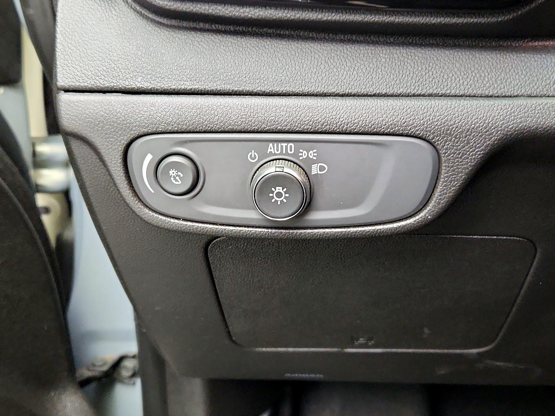 Thumbnail: 2023 Chevrolet Bolt EV - 13