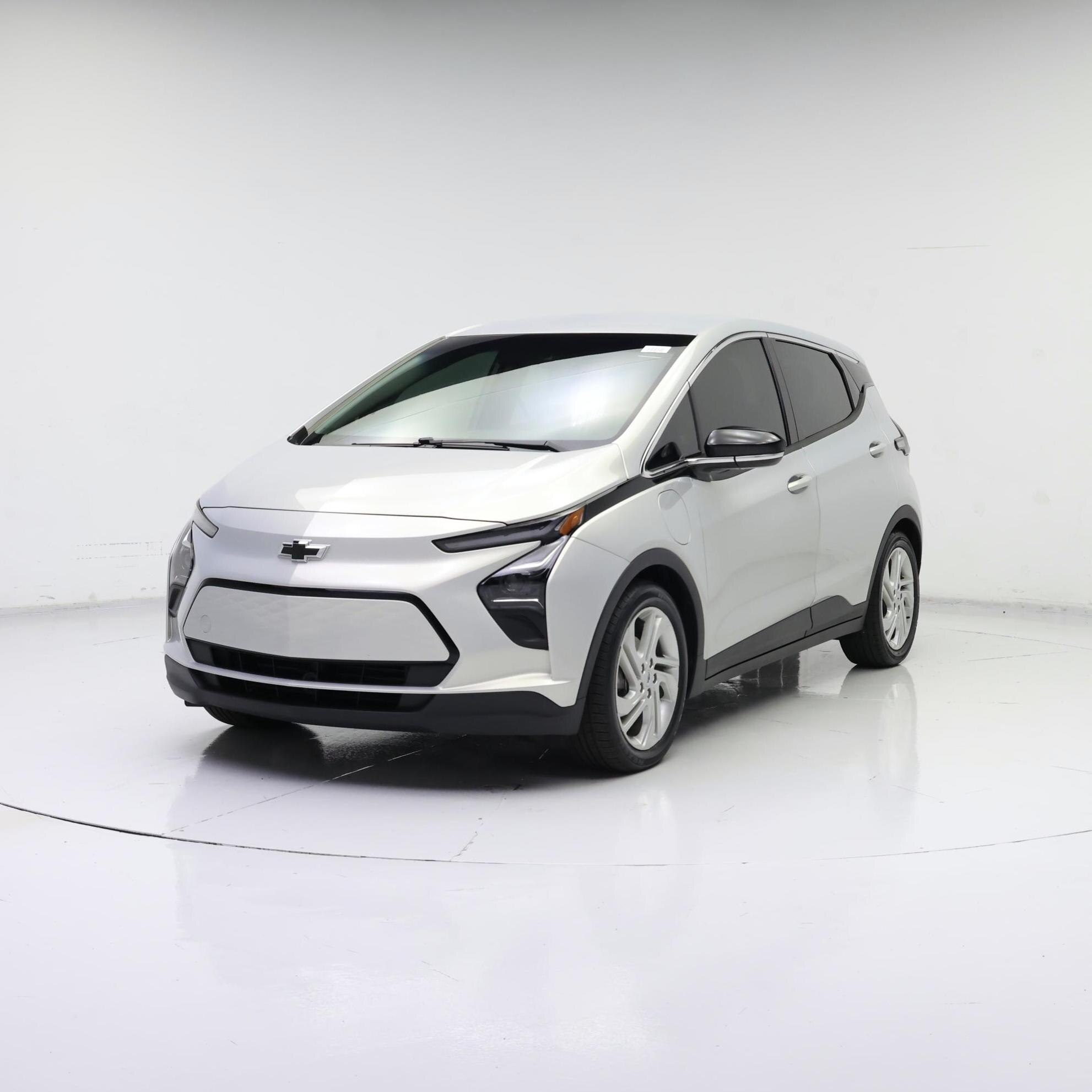 Thumbnail: 2023 Chevrolet Bolt EV - 4