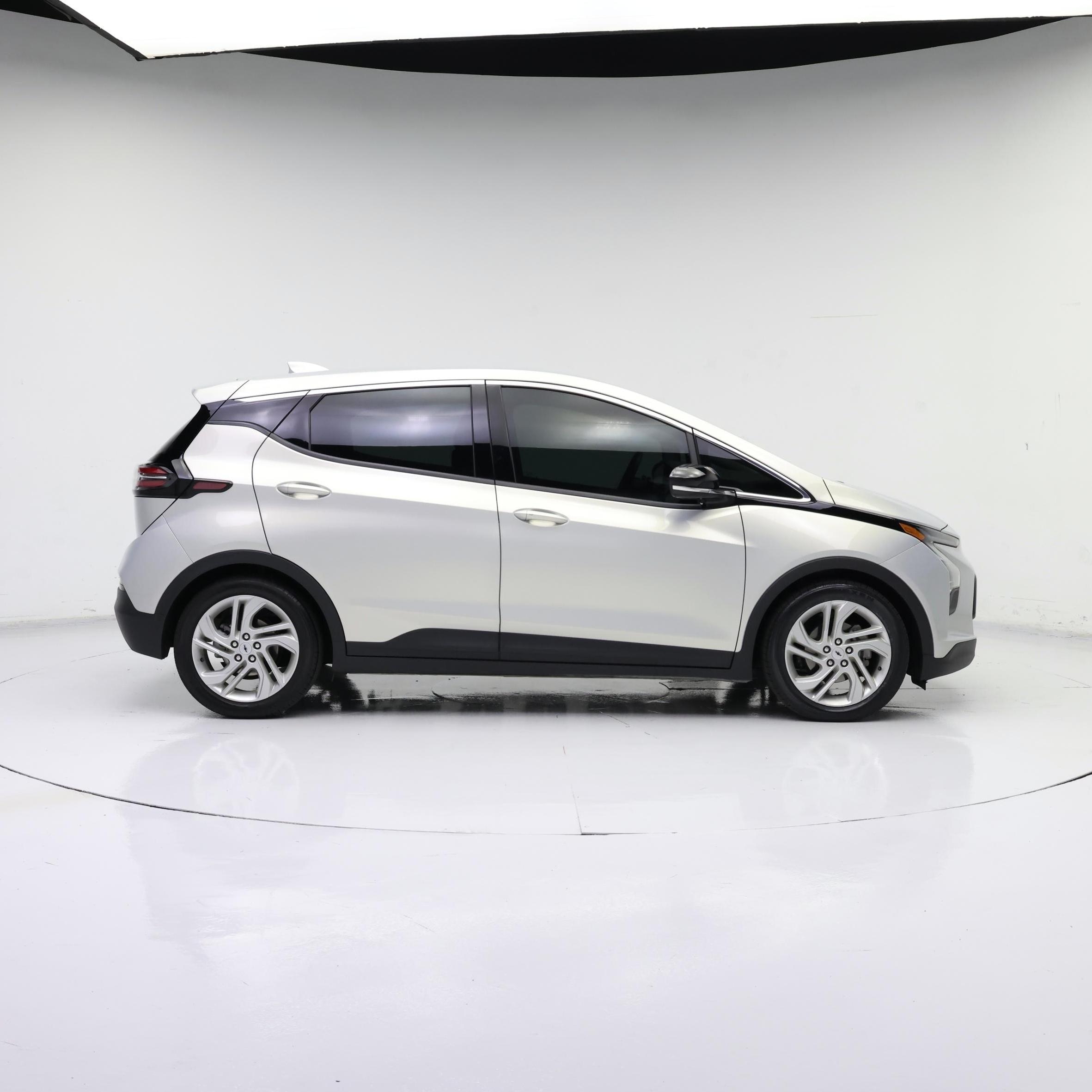 Thumbnail: 2023 Chevrolet Bolt EV - 7