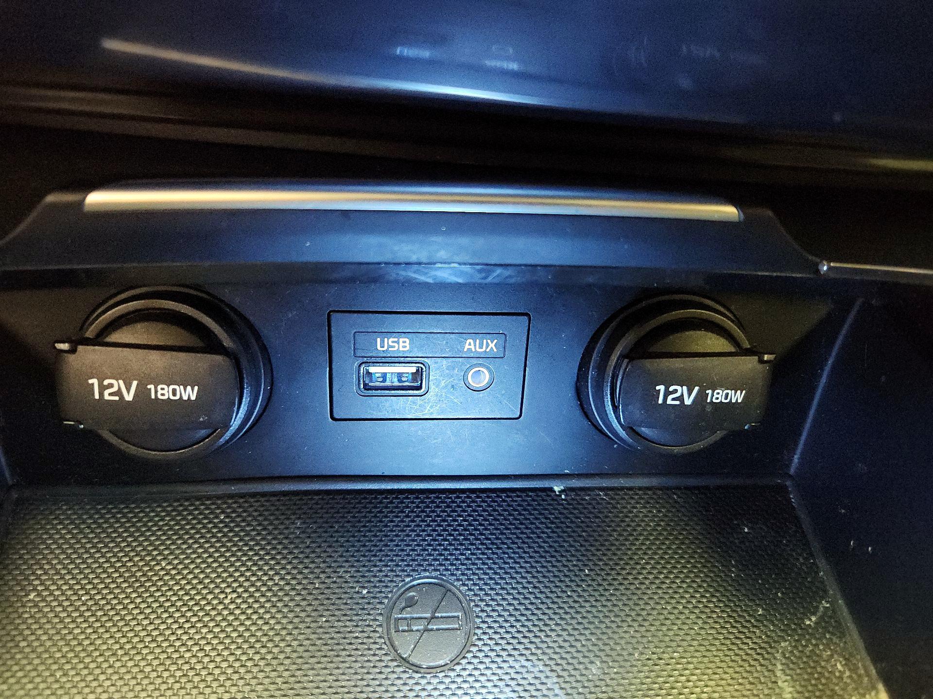 Thumbnail: 2018 Genesis G80 - 19