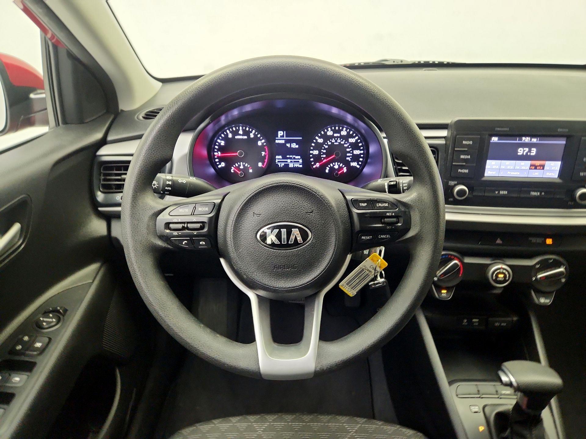 Thumbnail: 2018 Kia Rio - 10