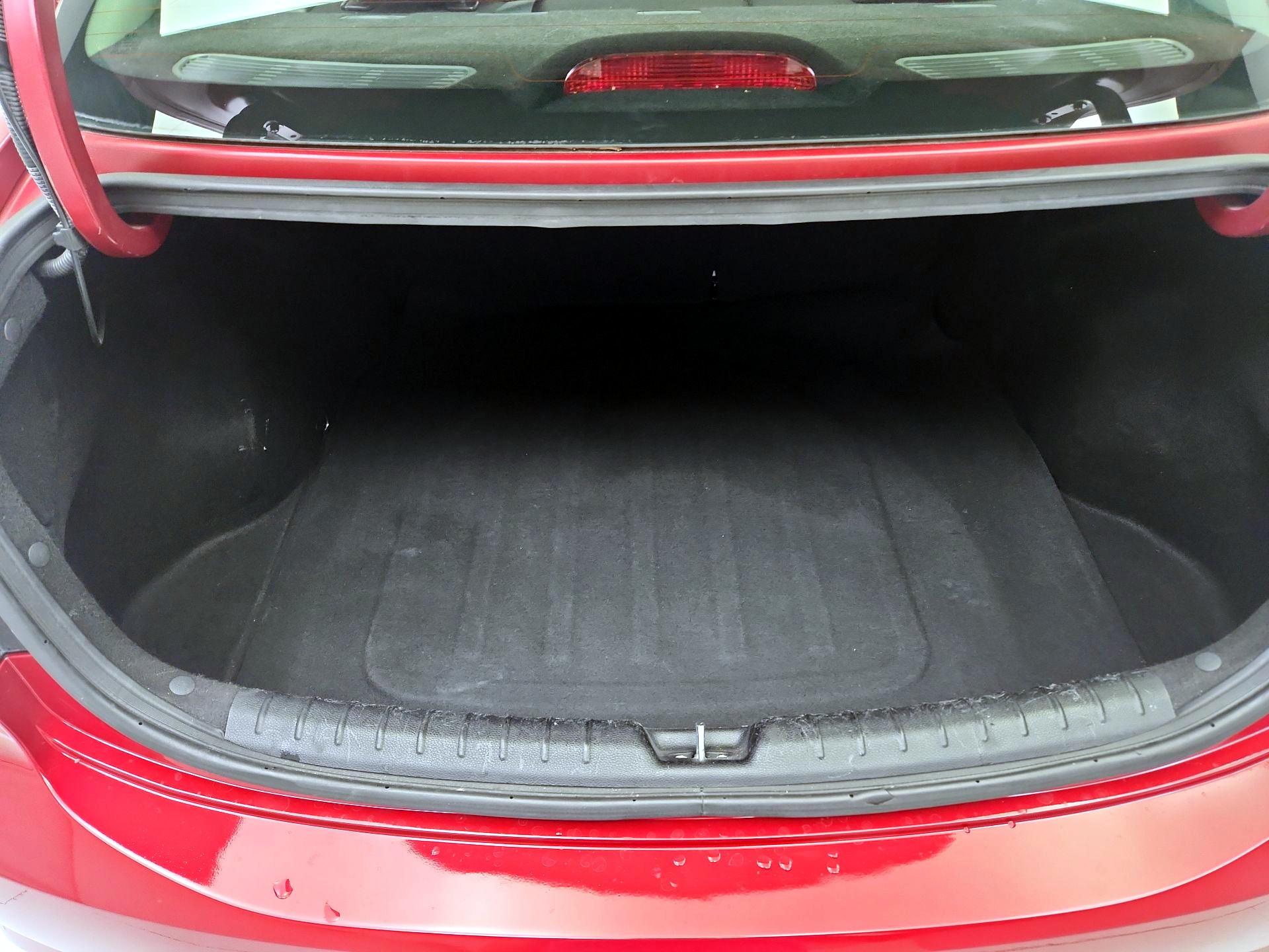 Thumbnail: 2018 Kia Rio - 20